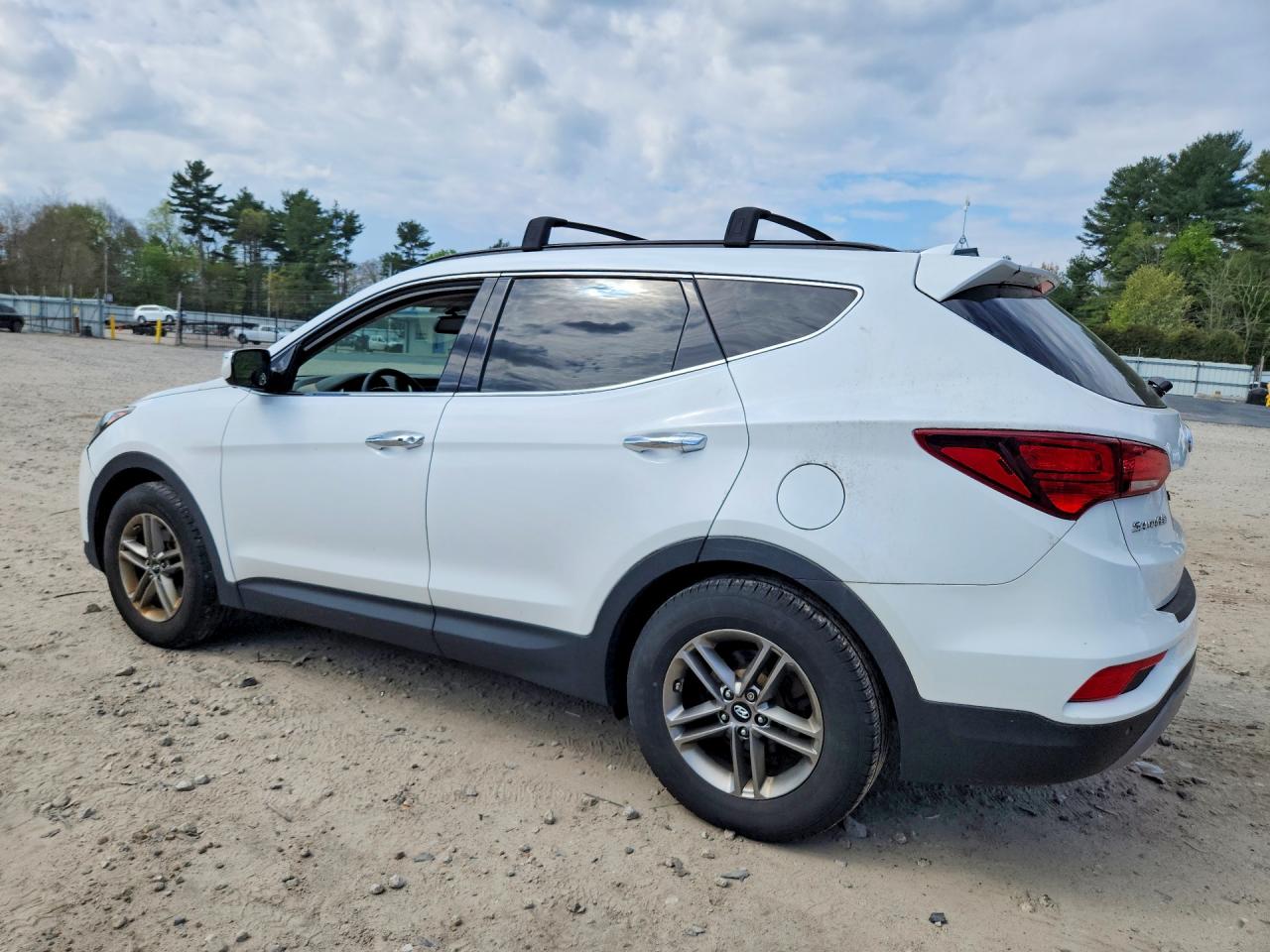 2017 Hyundai Santa Fe Sport 2.4l White vin: 5XYZUDLB6HG411456