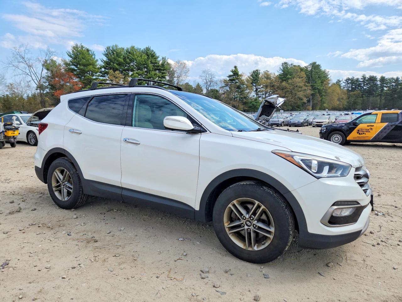 2017 Hyundai Santa Fe Sport 2.4l White vin: 5XYZUDLB6HG411456