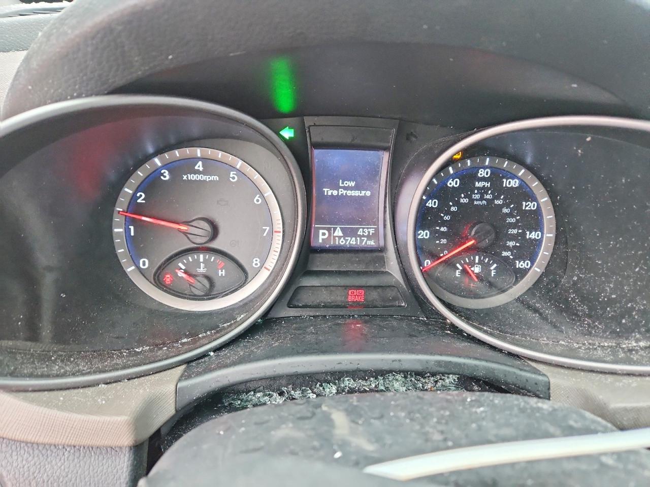 2013 Hyundai Santa Fe Sport 2.4l White vin: 5XYZUDLB7DG060695