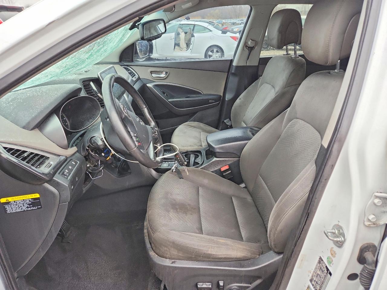 2013 Hyundai Santa Fe Sport 2.4l White vin: 5XYZUDLB7DG060695