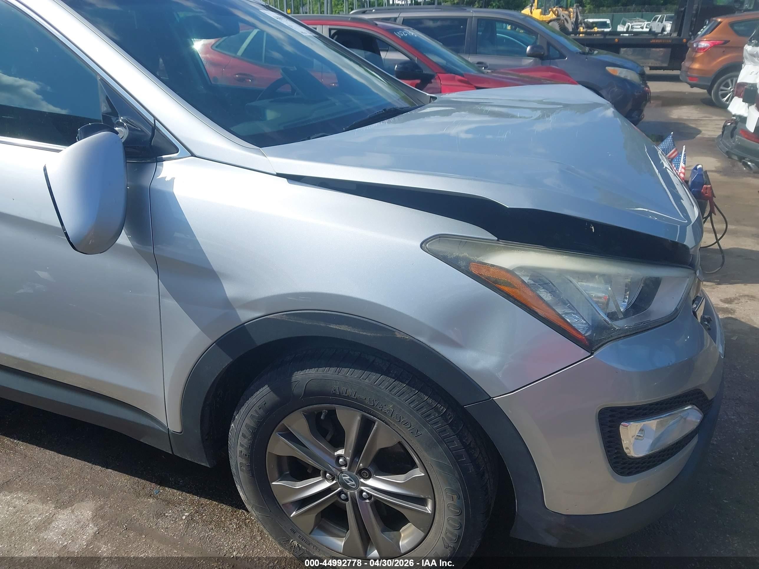 2015 Hyundai Santa Fe Sport 2.4l Silver vin: 5XYZUDLB7FG275903