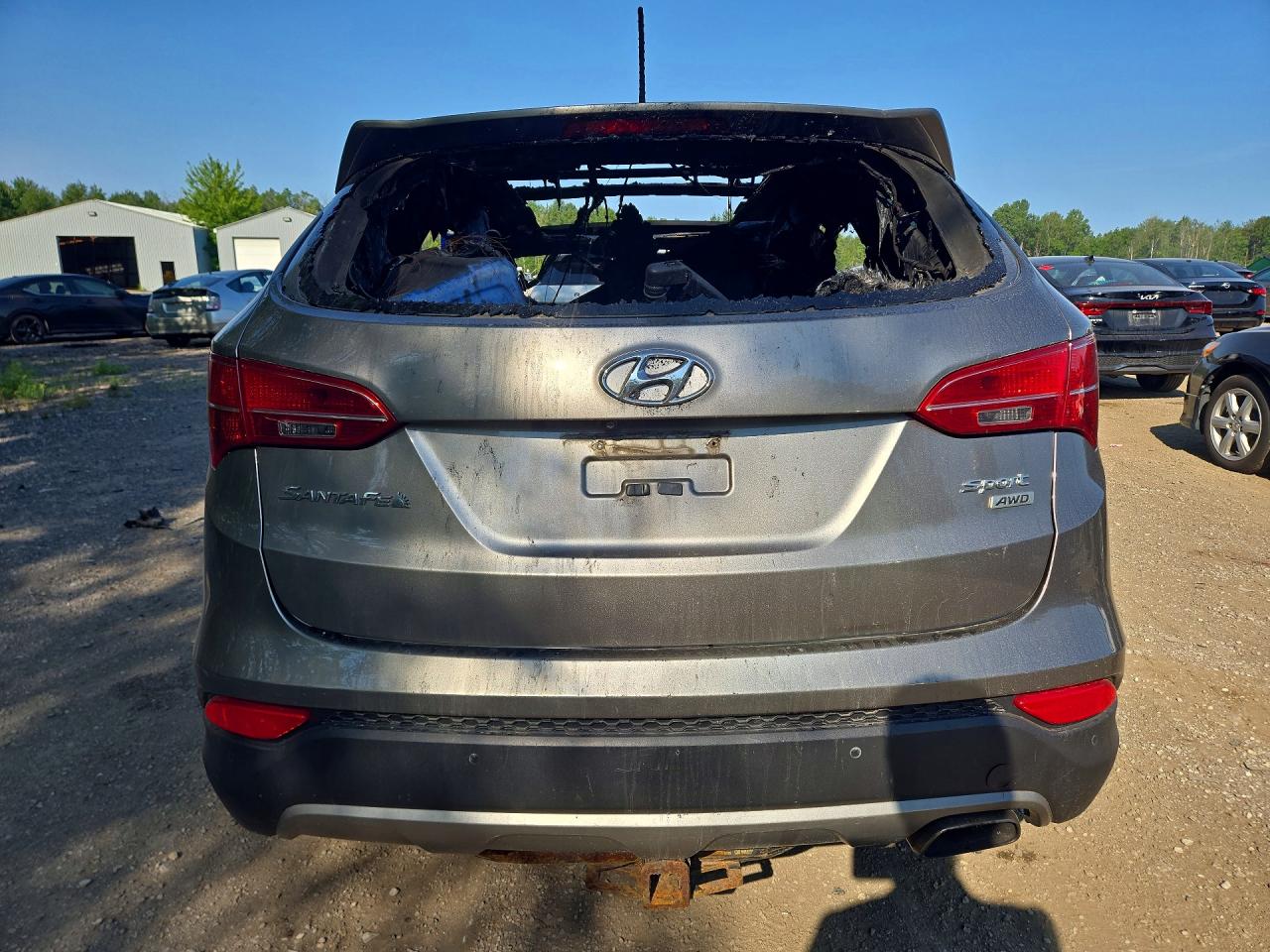 2015 Hyundai Santa Fe Sport 2.4l Silver vin: 5XYZUDLB7FG297898