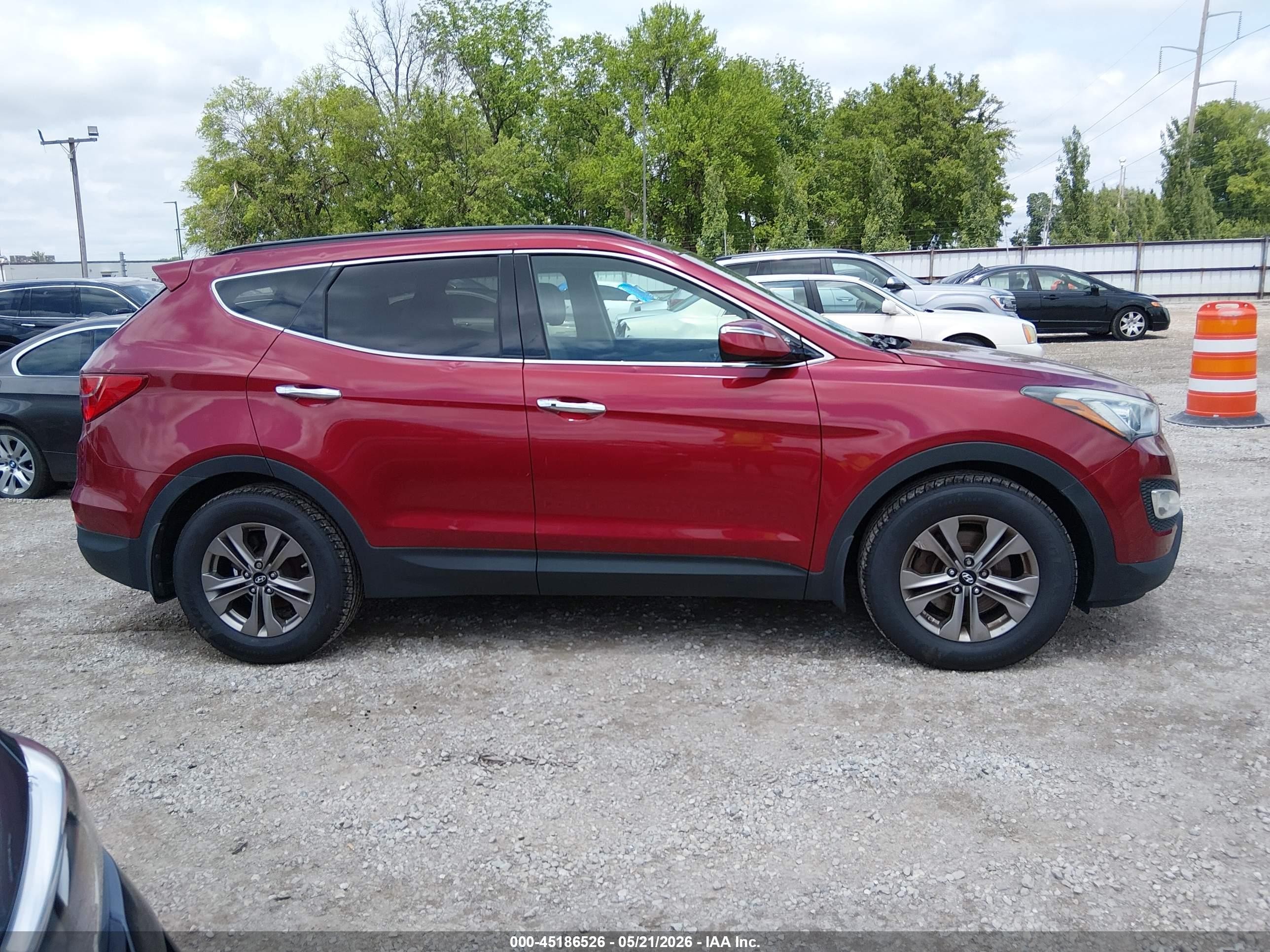 2015 Hyundai Santa Fe Sport 2.4l Red vin: 5XYZUDLB7FG303165