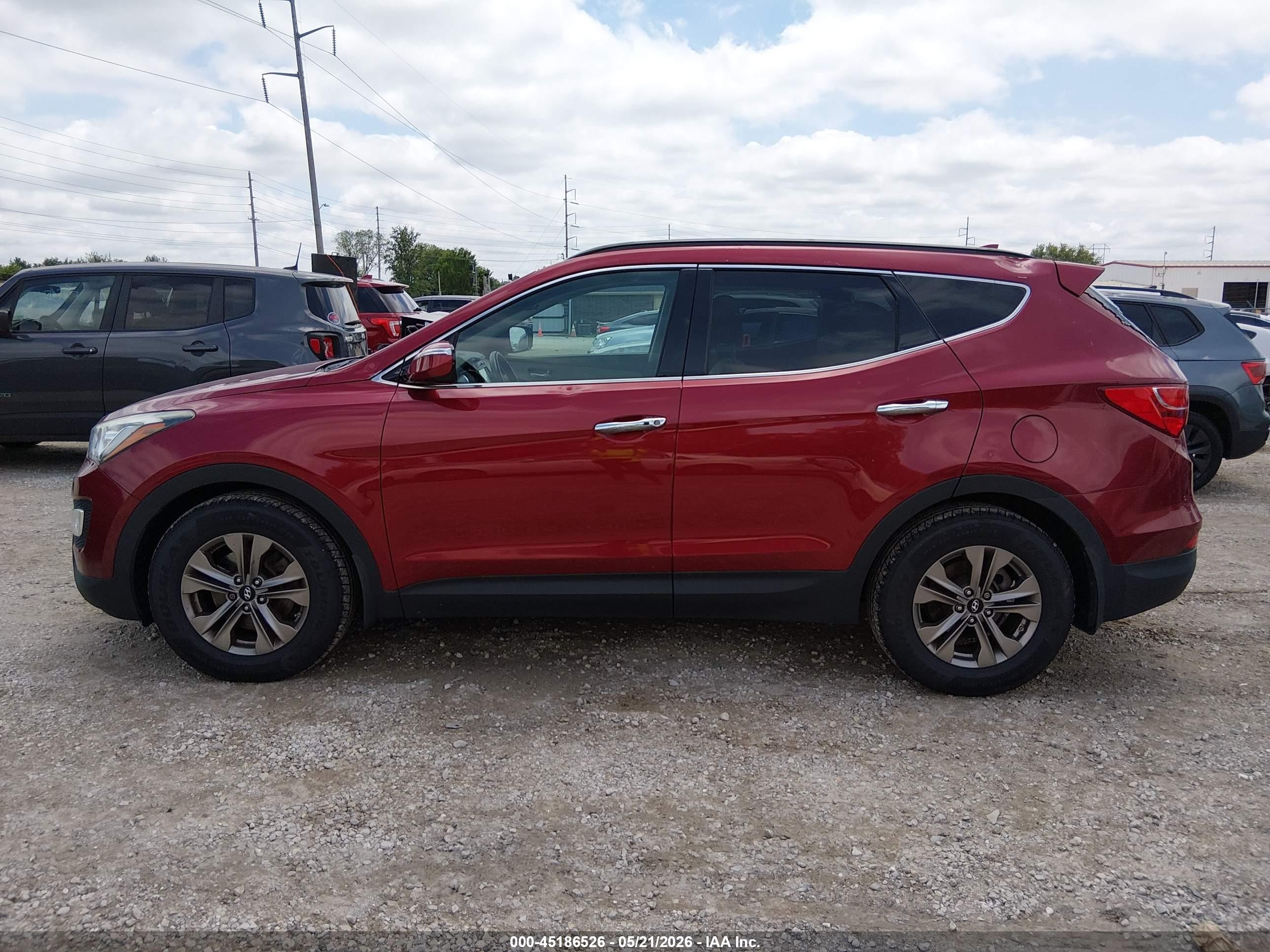 2015 Hyundai Santa Fe Sport 2.4l Red vin: 5XYZUDLB7FG303165