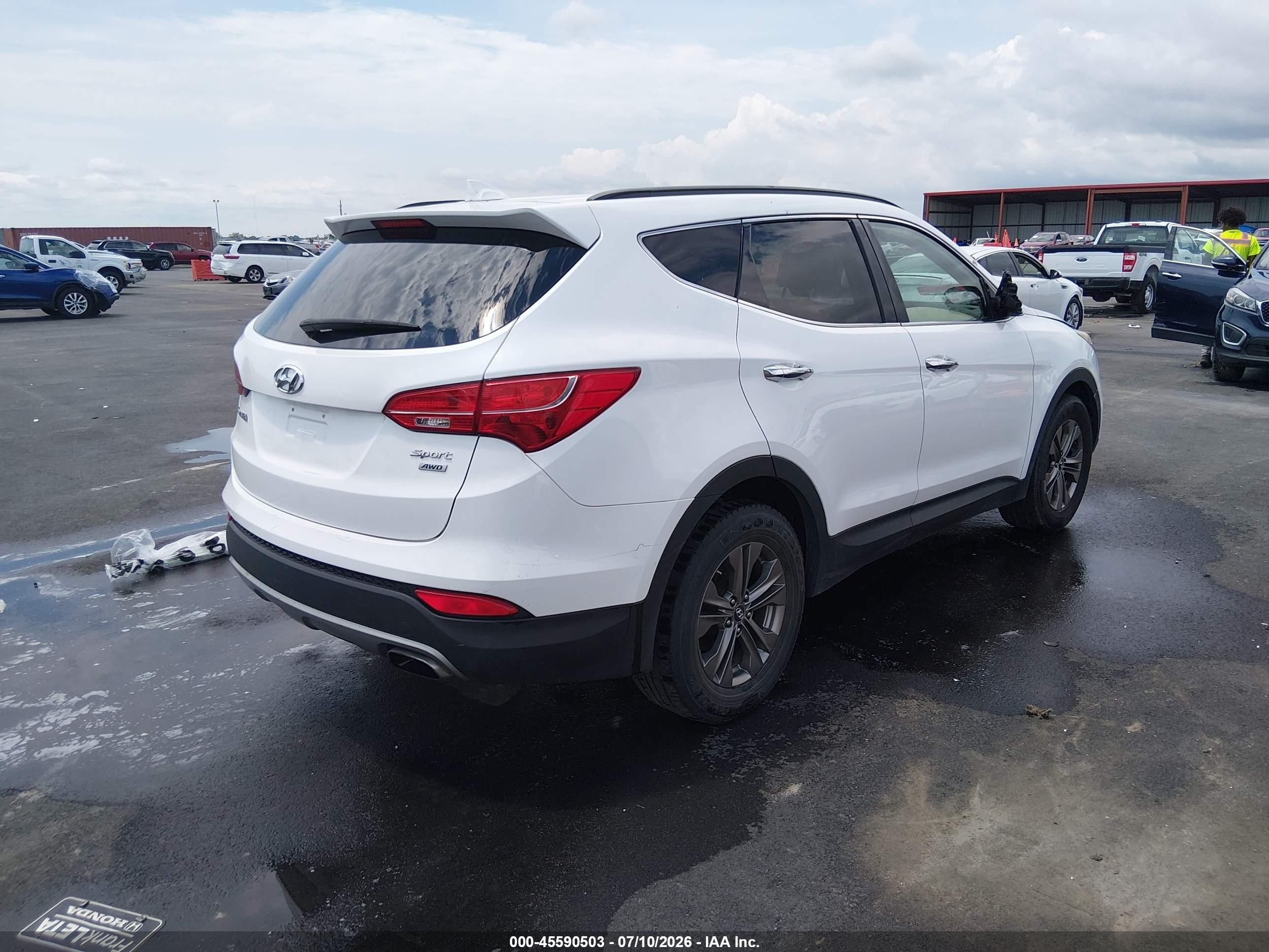 2013 Hyundai Santa Fe Sport White vin: 5XYZUDLB8DG105756