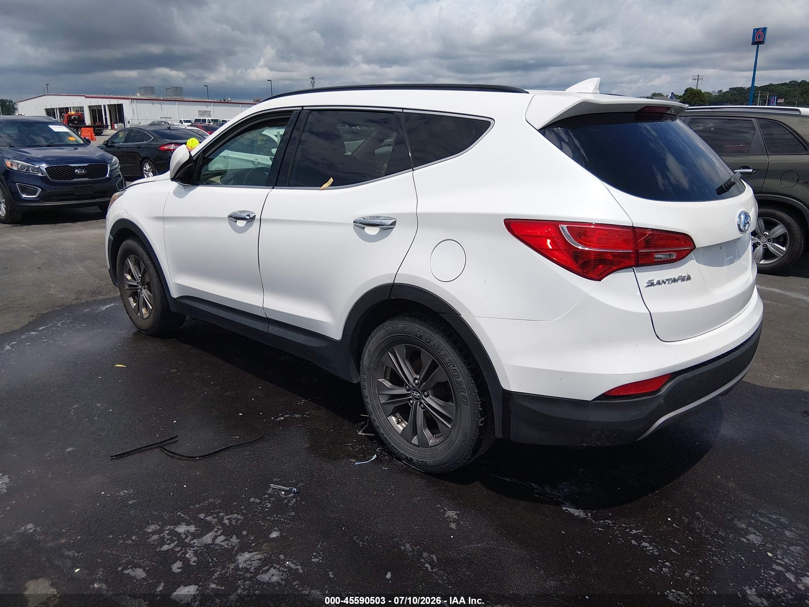 2013 Hyundai Santa Fe Sport White vin: 5XYZUDLB8DG105756