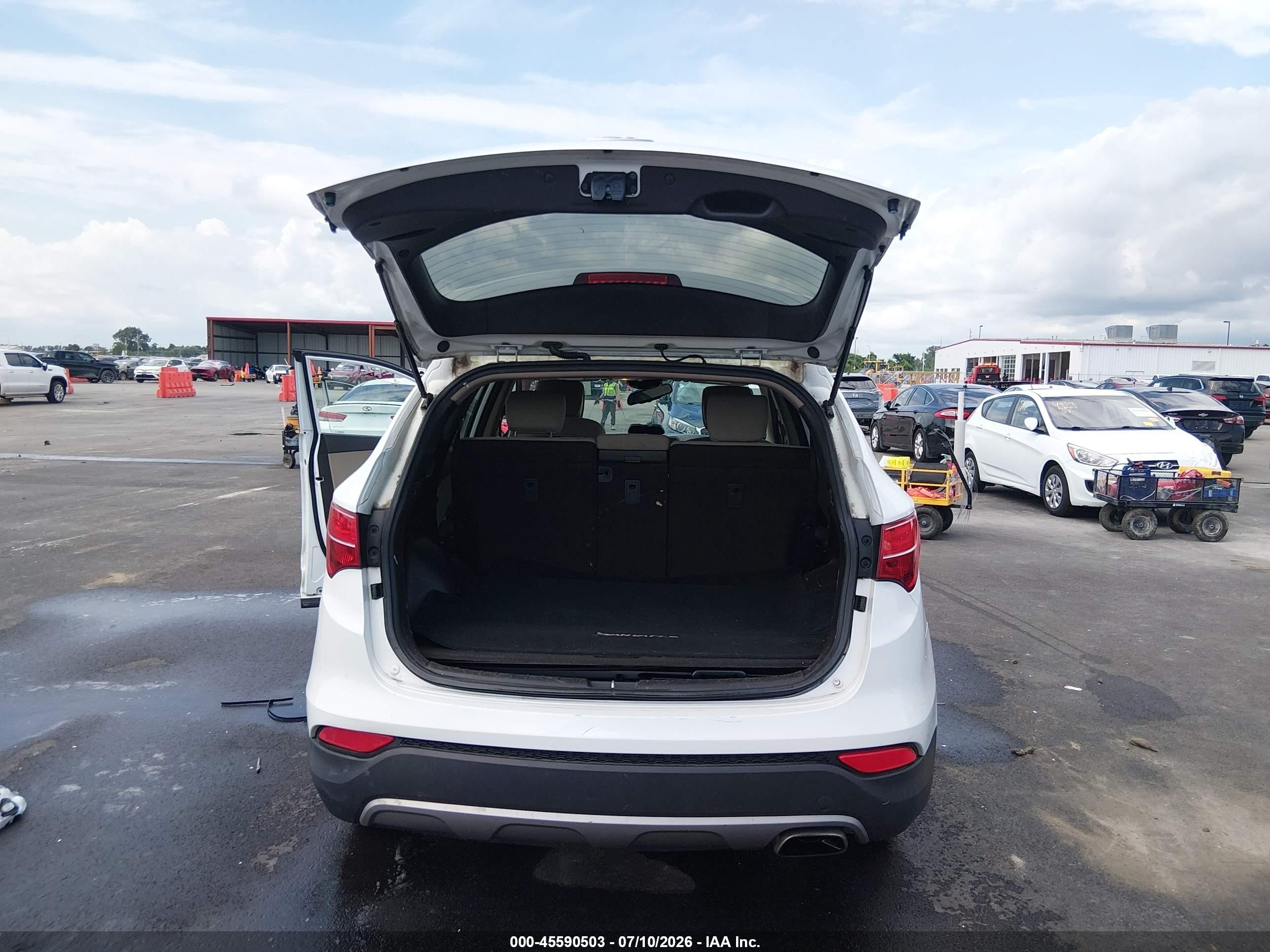 2013 Hyundai Santa Fe Sport White vin: 5XYZUDLB8DG105756