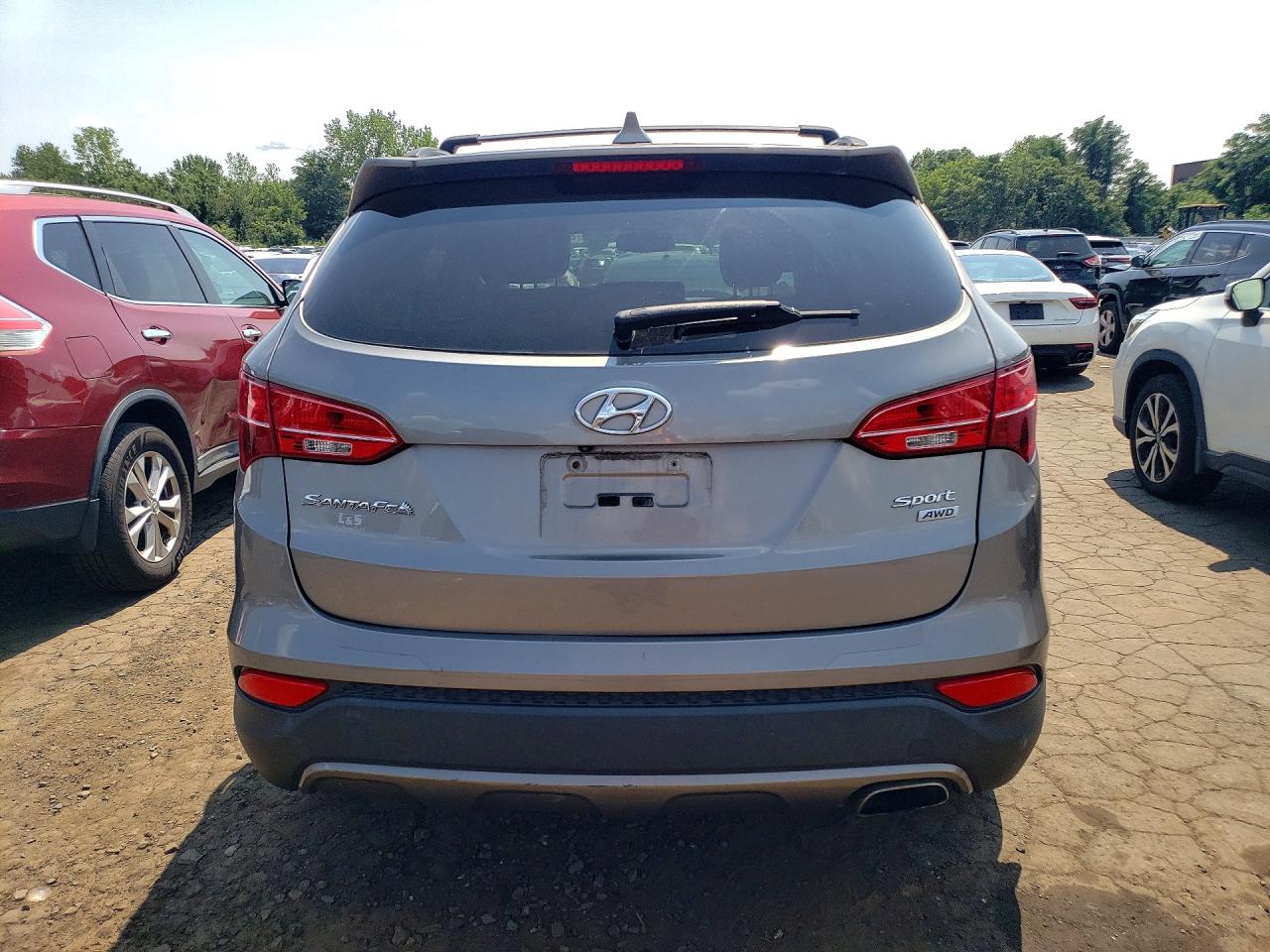2014 Hyundai Santa Fe Sport 2.4l Silver vin: 5XYZUDLB8EG195122