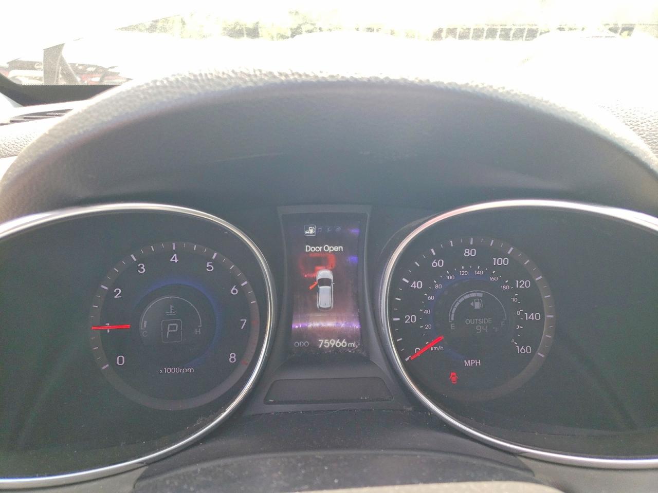 2014 Hyundai Santa Fe Sport 2.4l Silver vin: 5XYZUDLB8EG195122