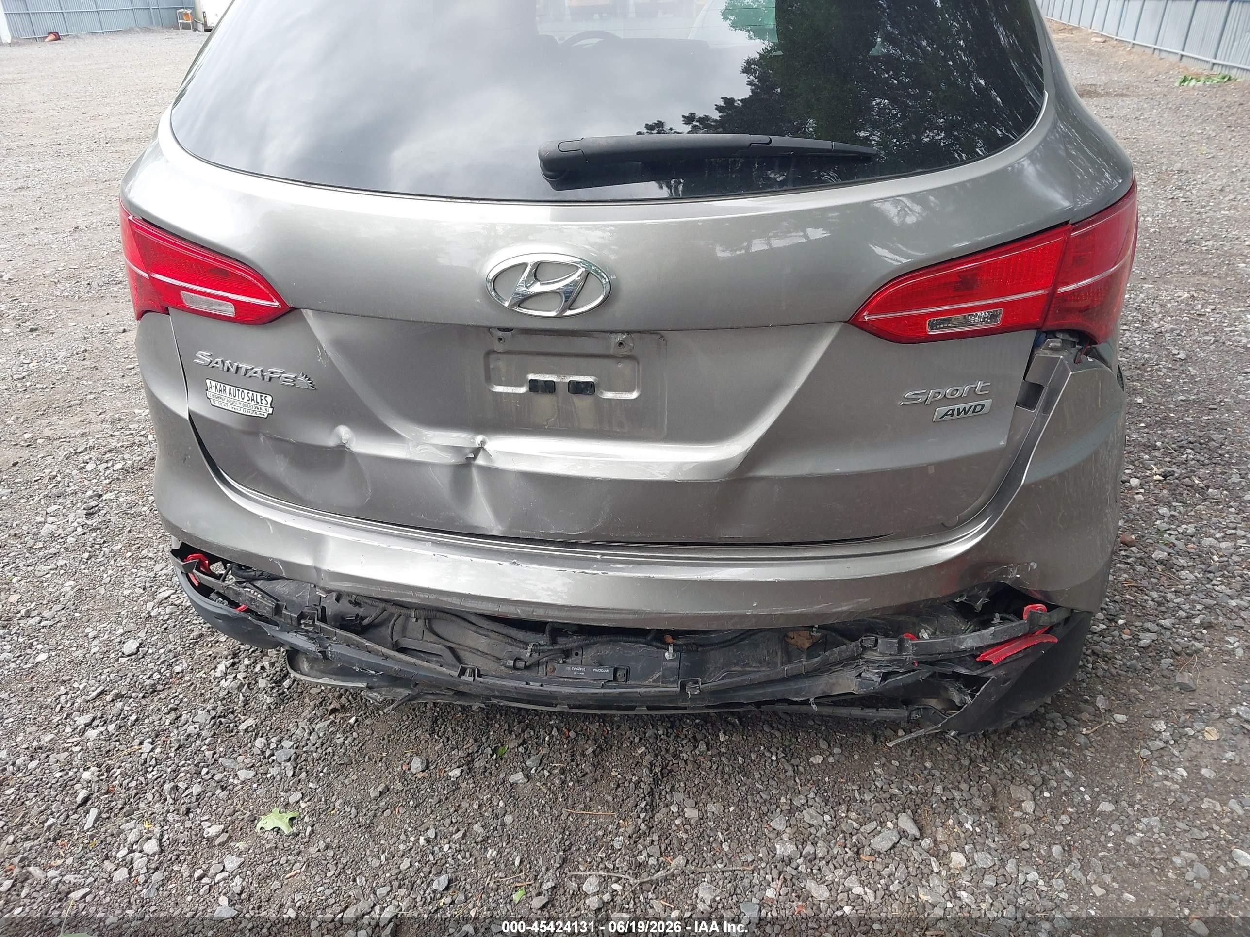2014 Hyundai Santa Fe Sport 2.4l Silver vin: 5XYZUDLB8EG220200