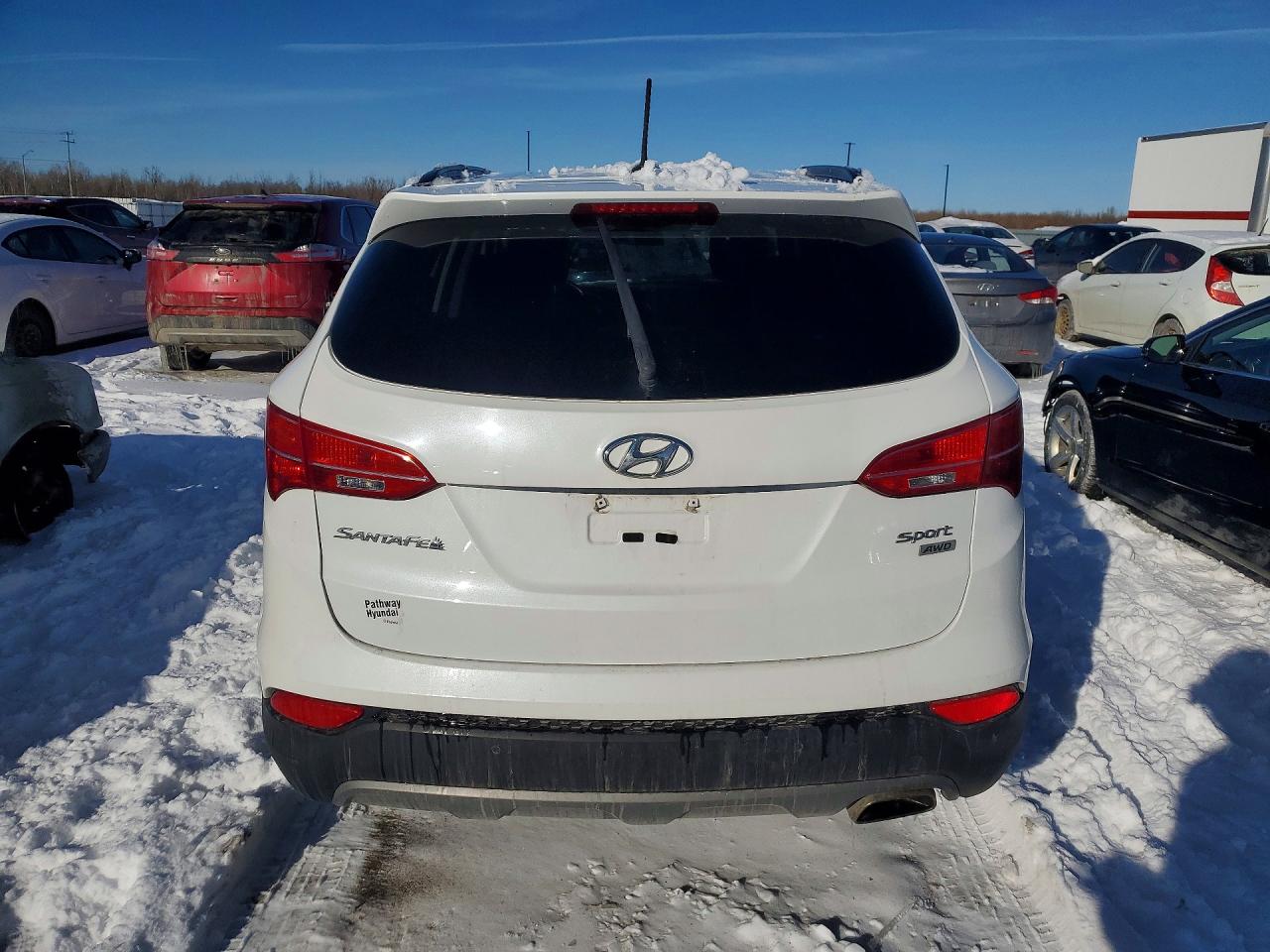 2014 Hyundai Santa Fe Sport White vin: 5XYZUDLB8EG224778