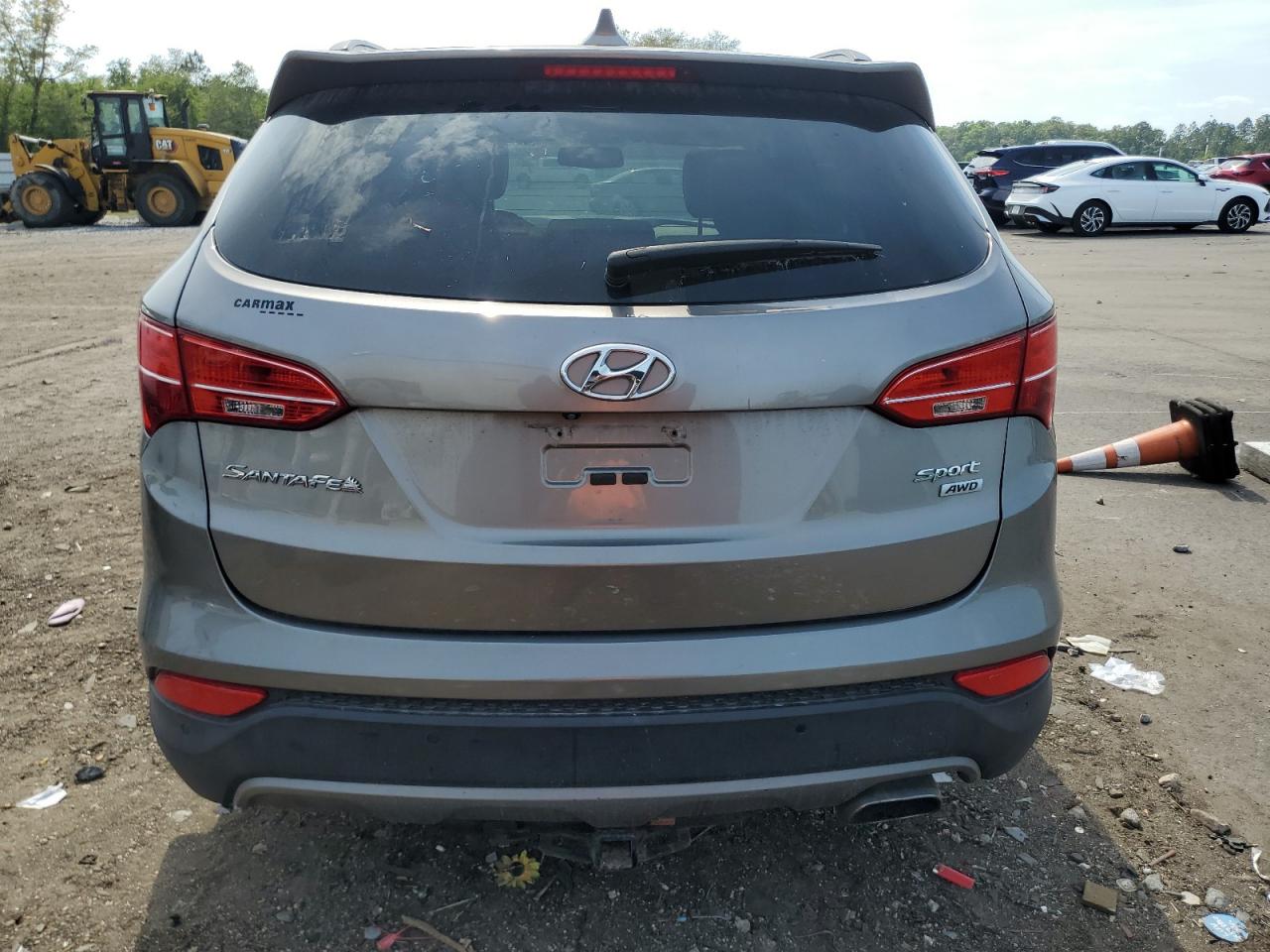 2015 Hyundai Santa Fe Sport 2.4l Gray vin: 5XYZUDLB8FG285193 Damage: Lift Gate, Heavy Scratch, > 12 Inches