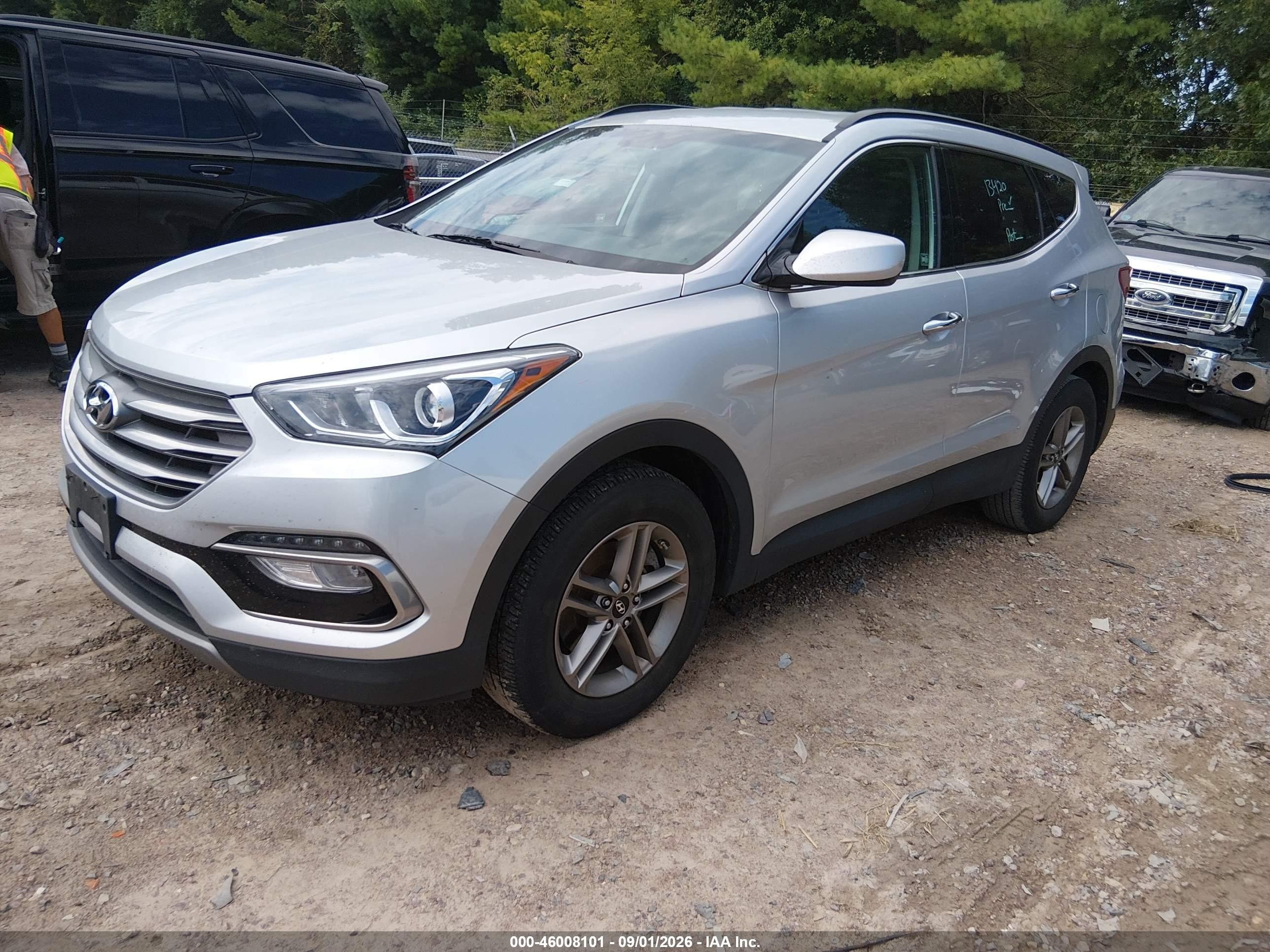 2017 Hyundai Santa Fe Sport 2.4l Silver vin: 5XYZUDLB8HG385443