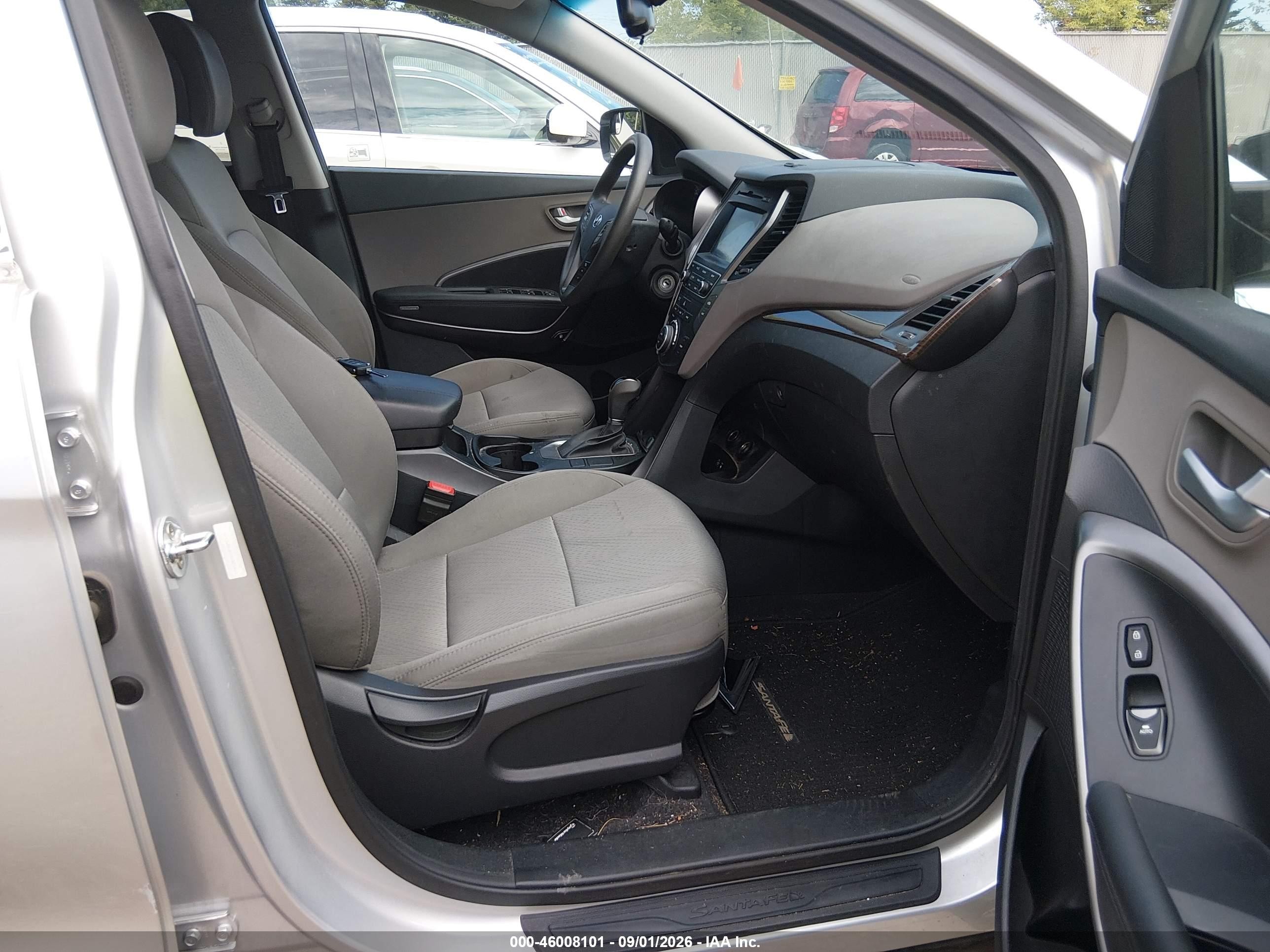 2017 Hyundai Santa Fe Sport 2.4l Silver vin: 5XYZUDLB8HG385443