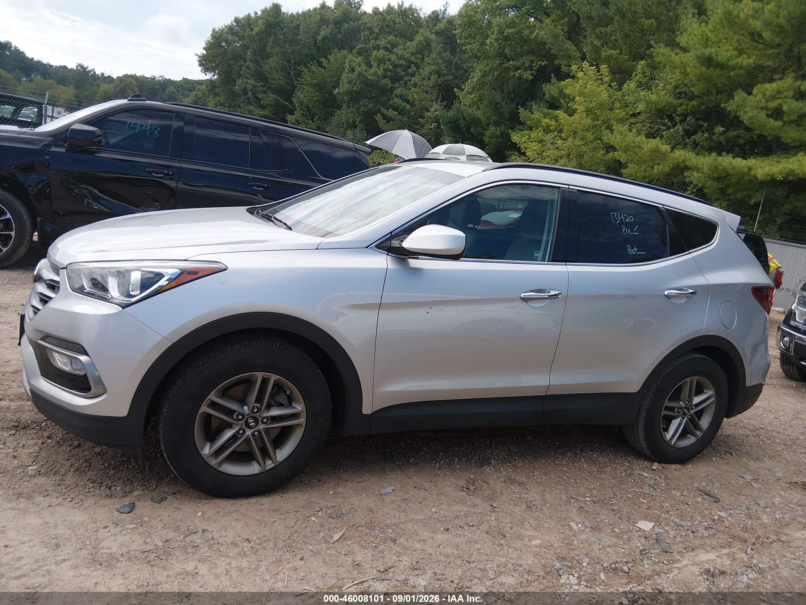 2017 Hyundai Santa Fe Sport 2.4l Silver vin: 5XYZUDLB8HG385443