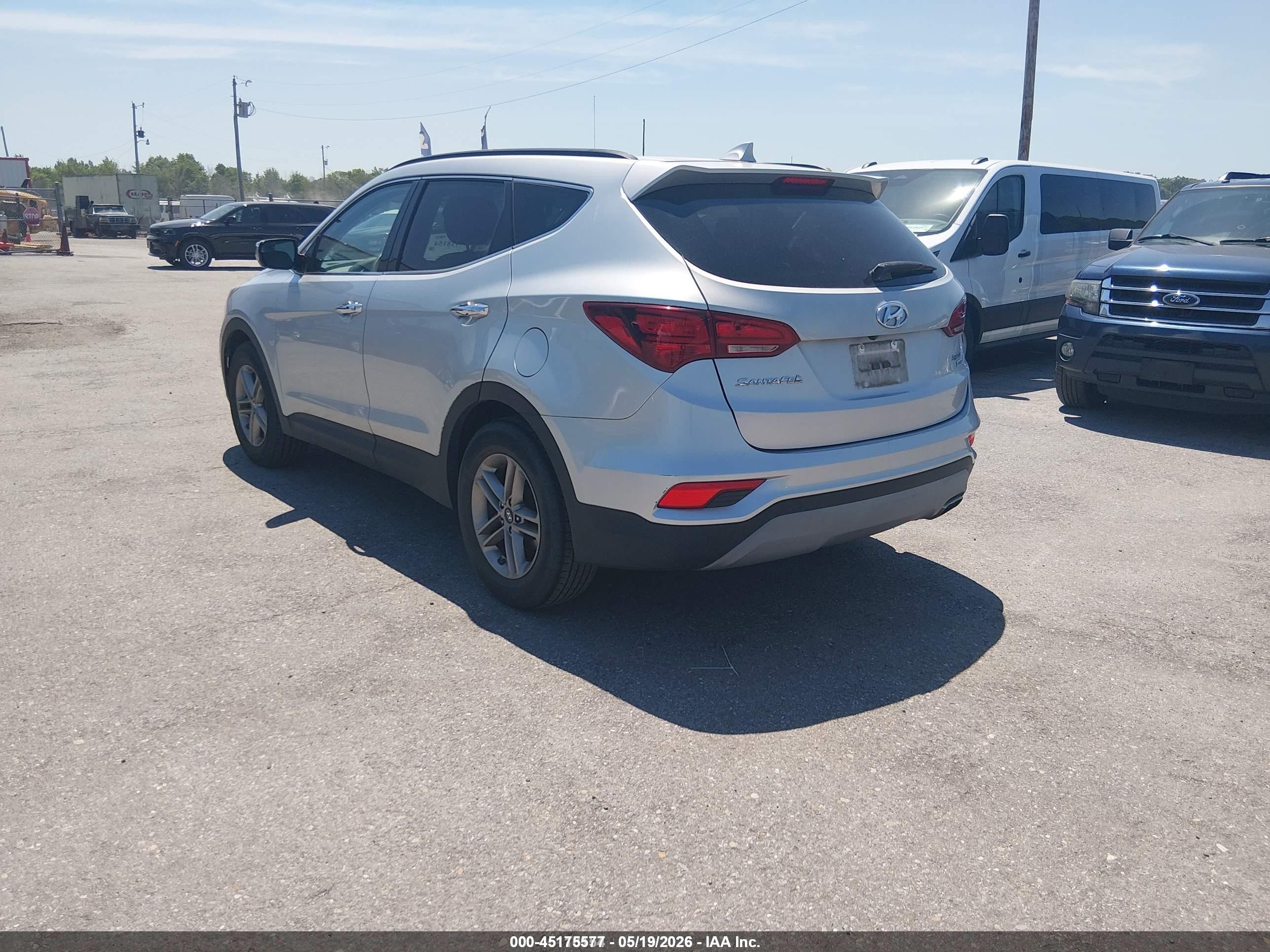 2018 Hyundai Santa Fe Sport 2.4l Silver vin: 5XYZUDLB8JG560991