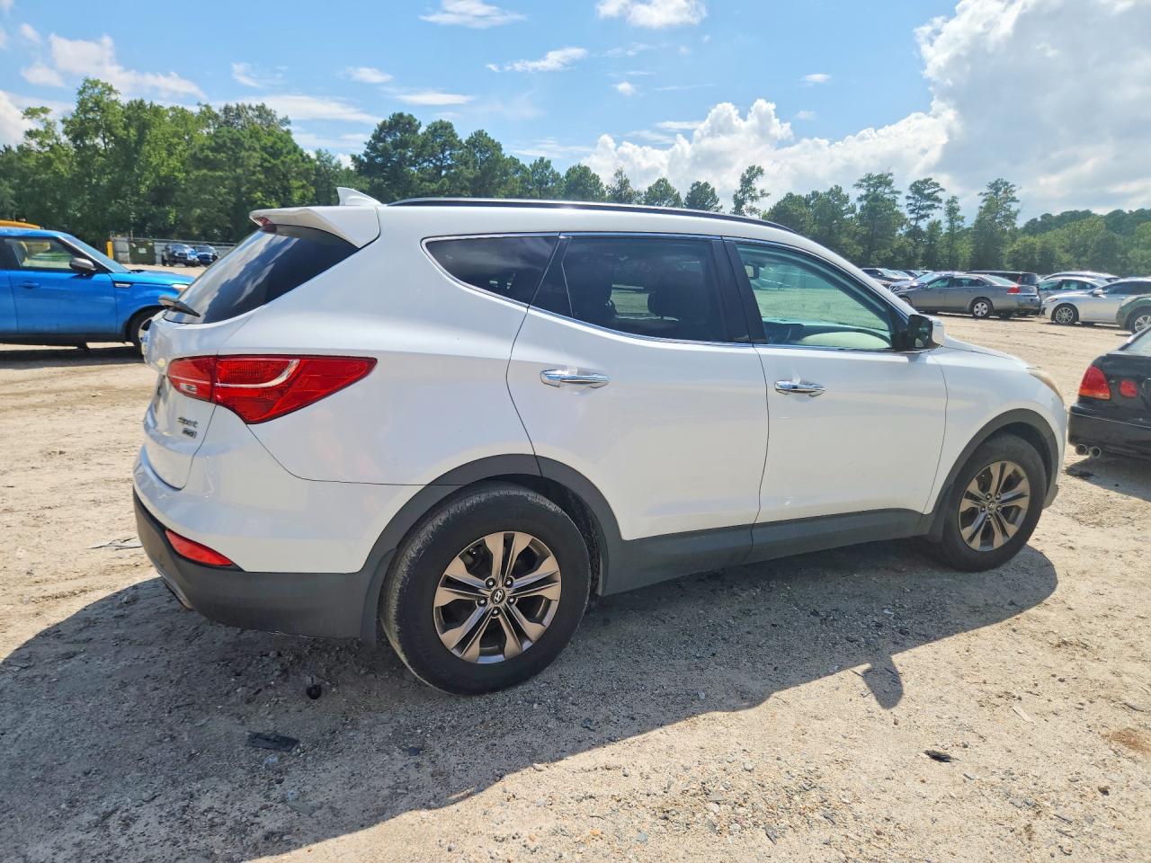 2013 Hyundai Santa Fe Sport 2.4l White vin: 5XYZUDLB9DG056860