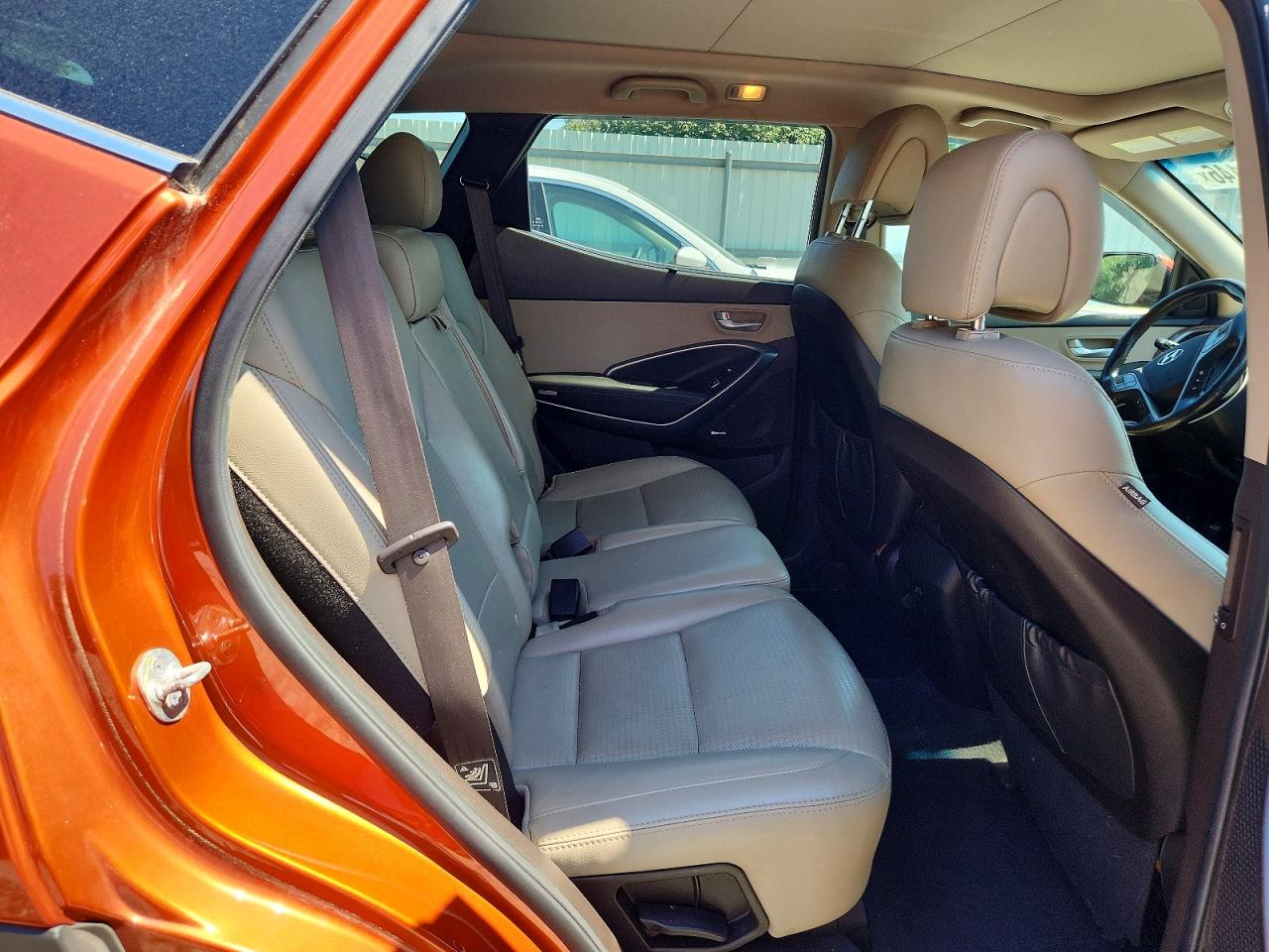 2014 Hyundai Santa Fe Sport 2.4l Оранжевый vin: 5XYZUDLB9EG186266