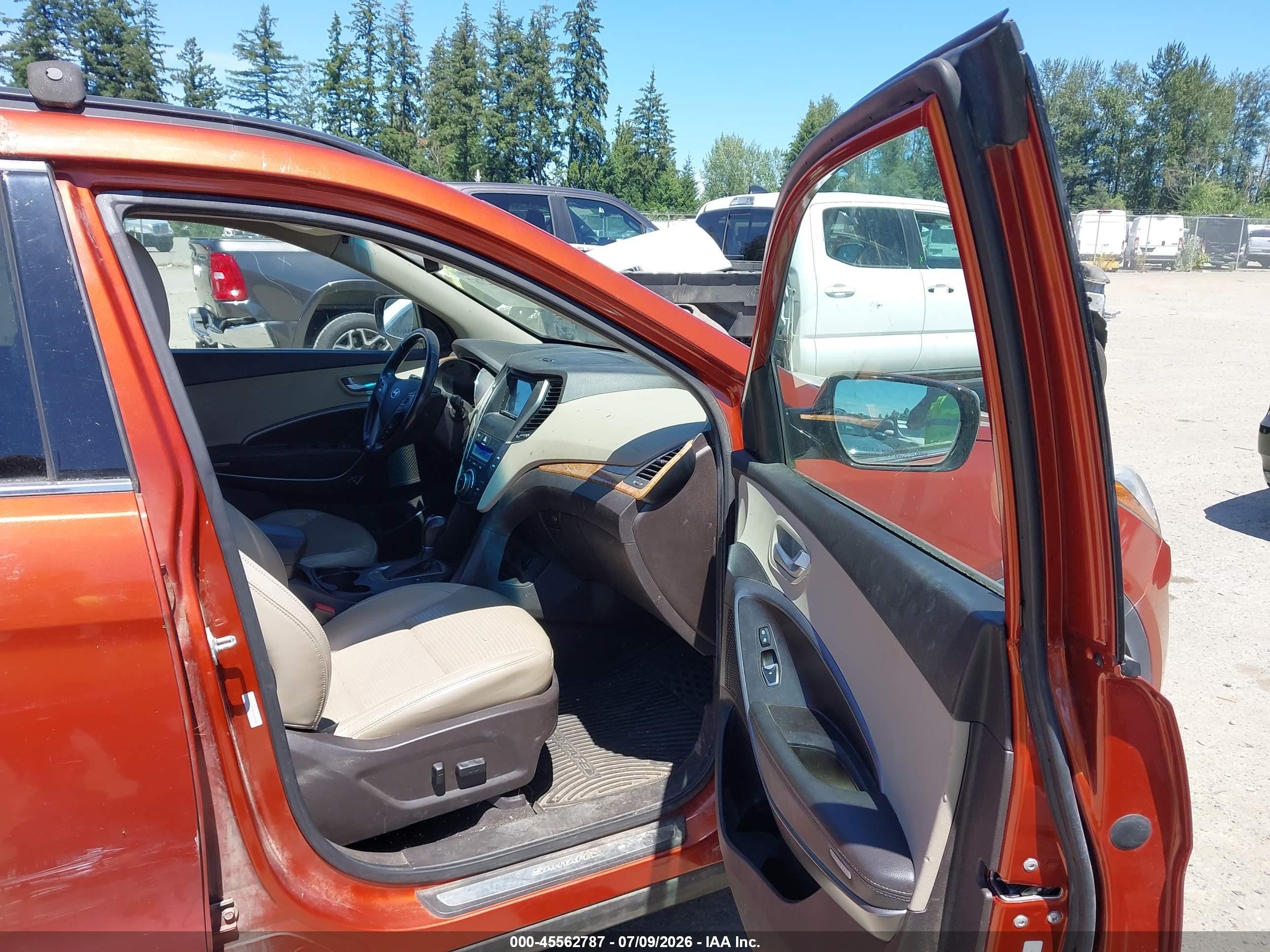 2013 Hyundai Santa Fe Sport Orange vin: 5XYZUDLBXDG004587