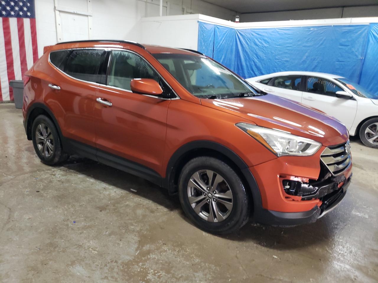 2013 Hyundai Santa Fe Sport 2.4l Оранжевый vin: 5XYZUDLBXDG055832 Damage: Right Front Tire, Worn, Replacement Required