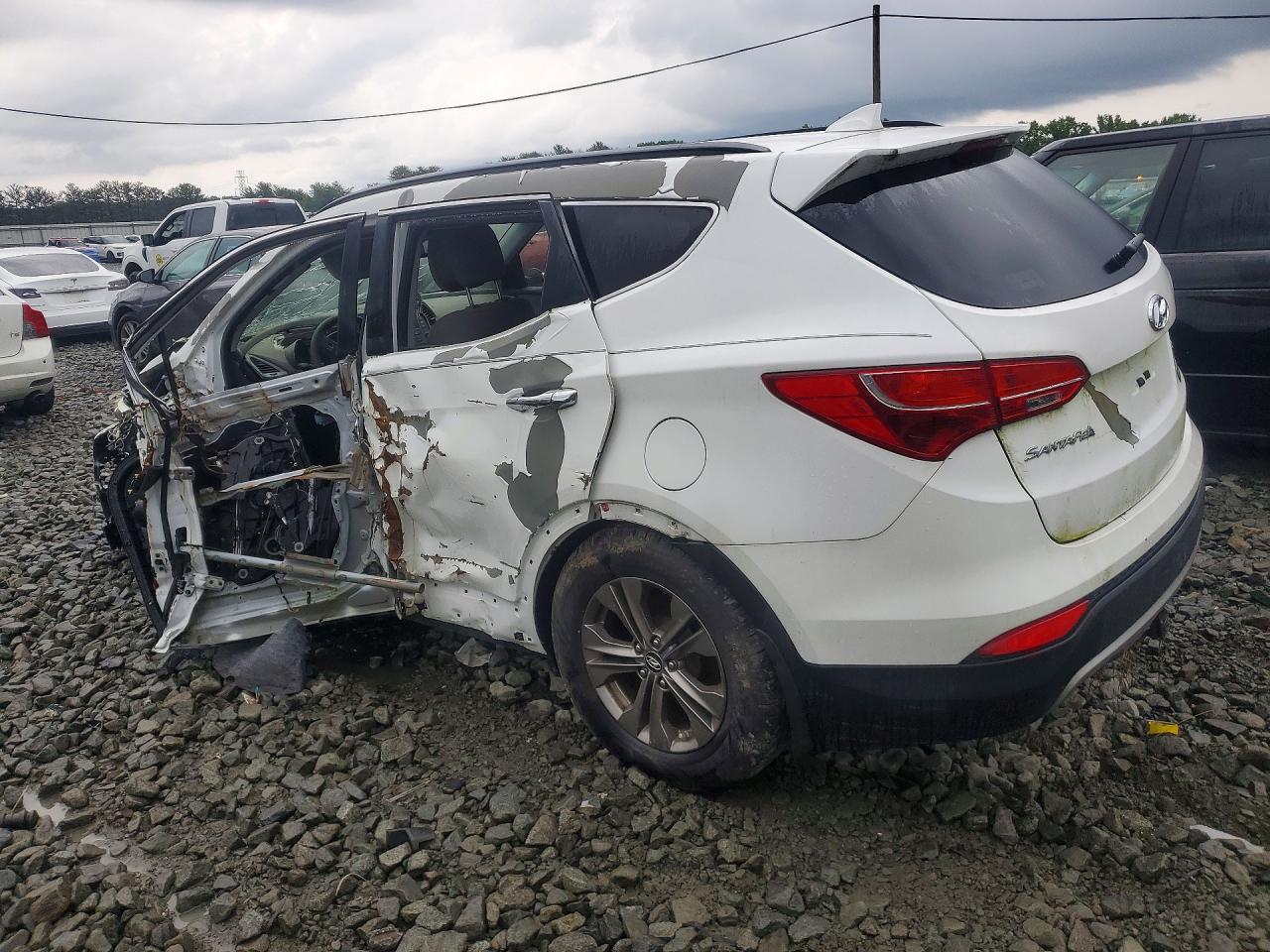 2013 Hyundai Santa Fe Sport 2.4l White vin: 5XYZUDLBXDG120047
