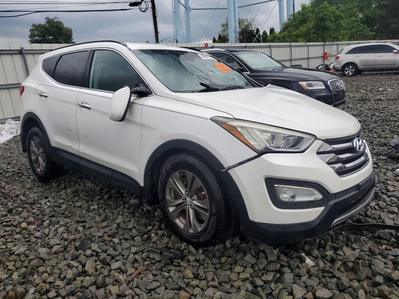 2013 Hyundai Santa Fe Sport 2.4l White vin: 5XYZUDLBXDG120047