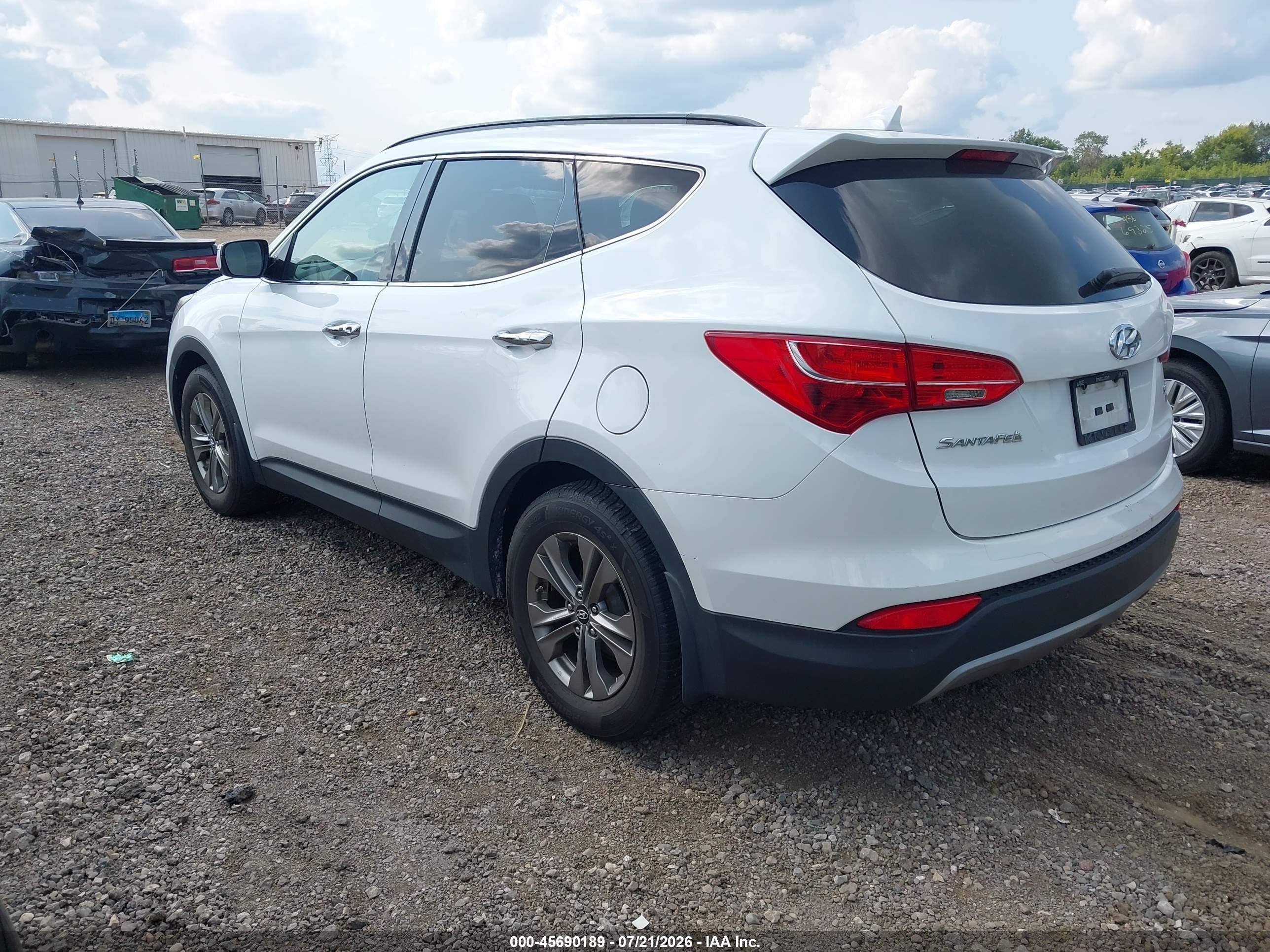 2014 Hyundai Santa Fe Sport 2.4l White vin: 5XYZUDLBXEG148223