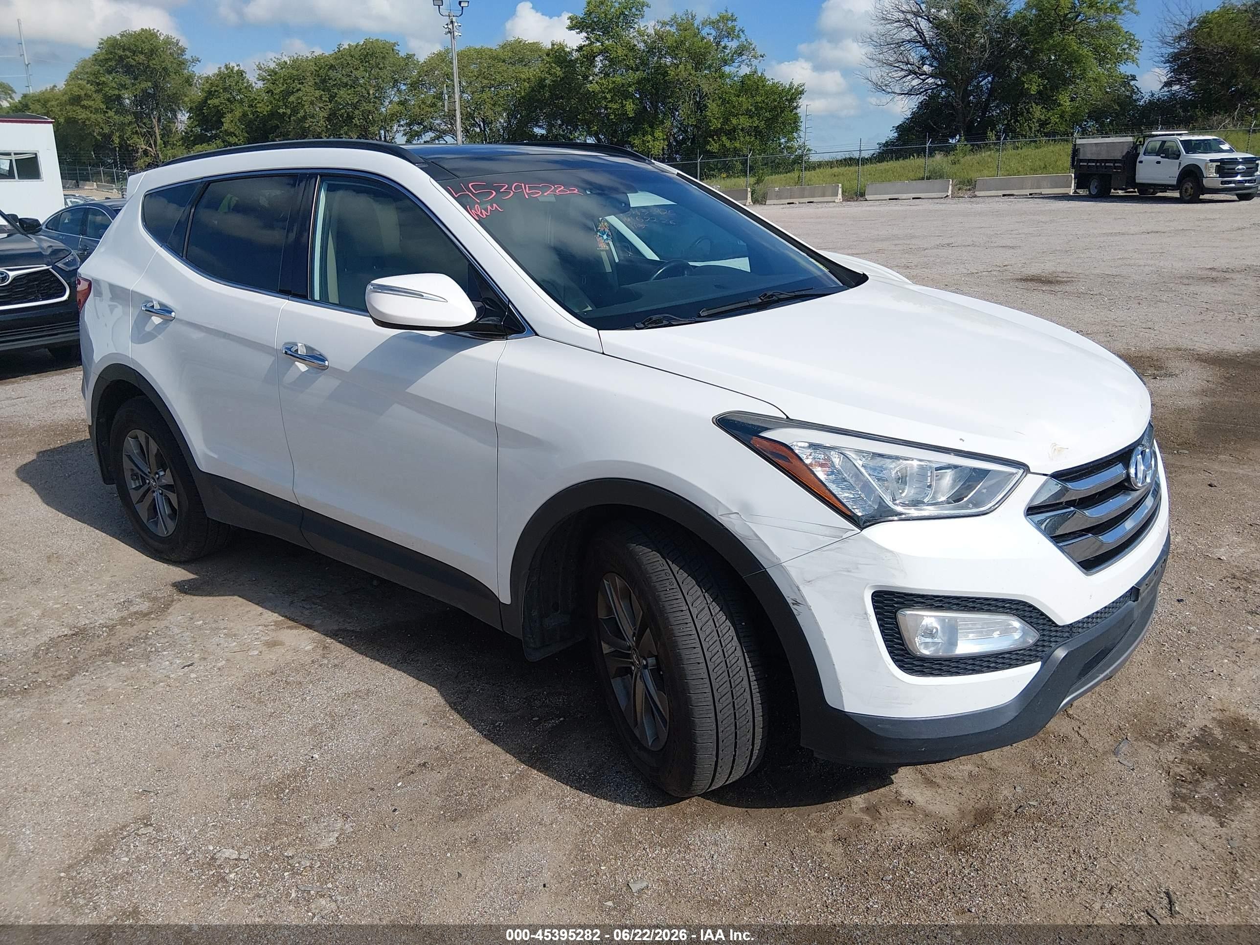 2014 Hyundai Santa Fe Sport 2.4l Белый vin: 5XYZUDLBXEG228749