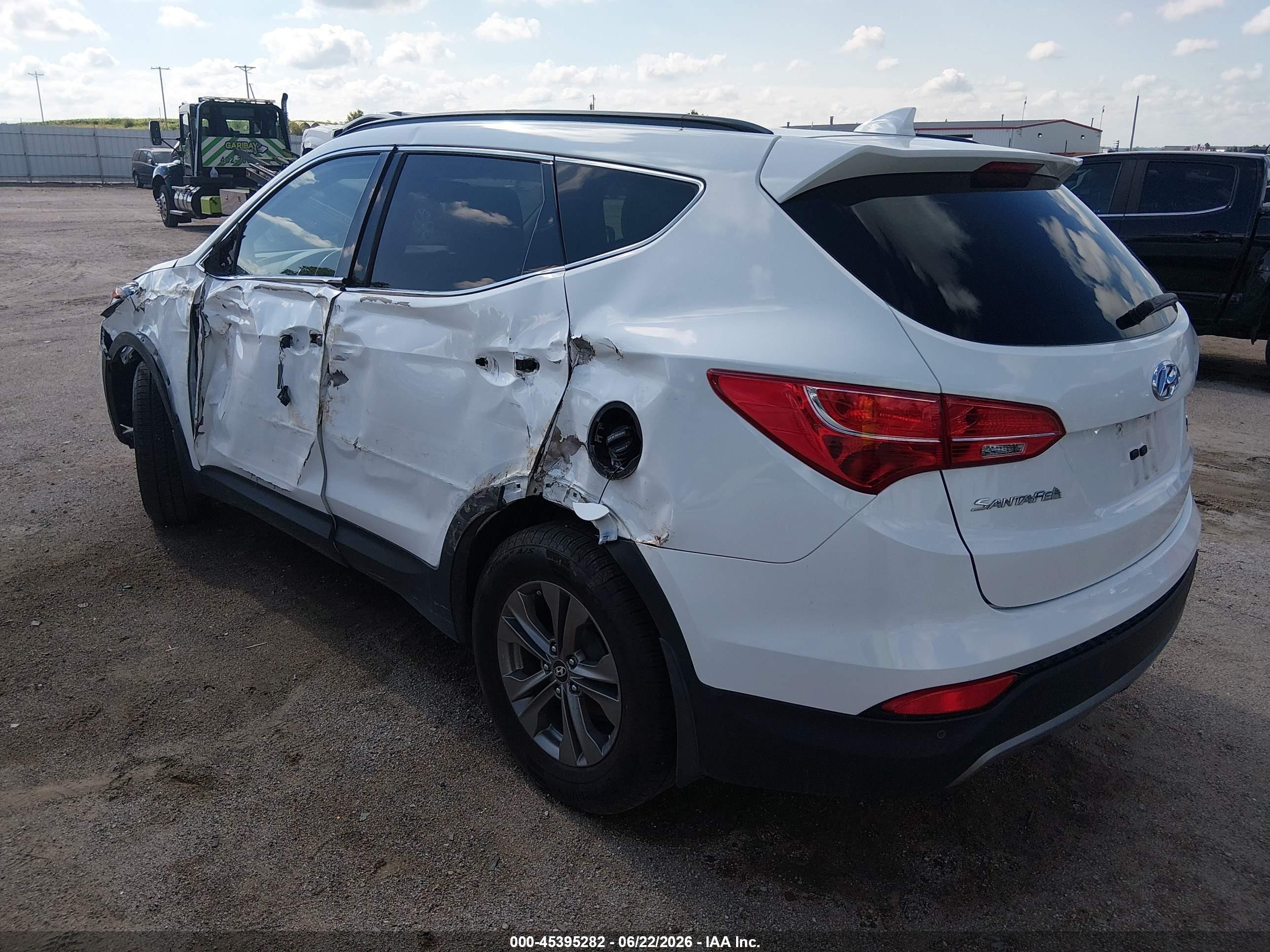2014 Hyundai Santa Fe Sport 2.4l Белый vin: 5XYZUDLBXEG228749
