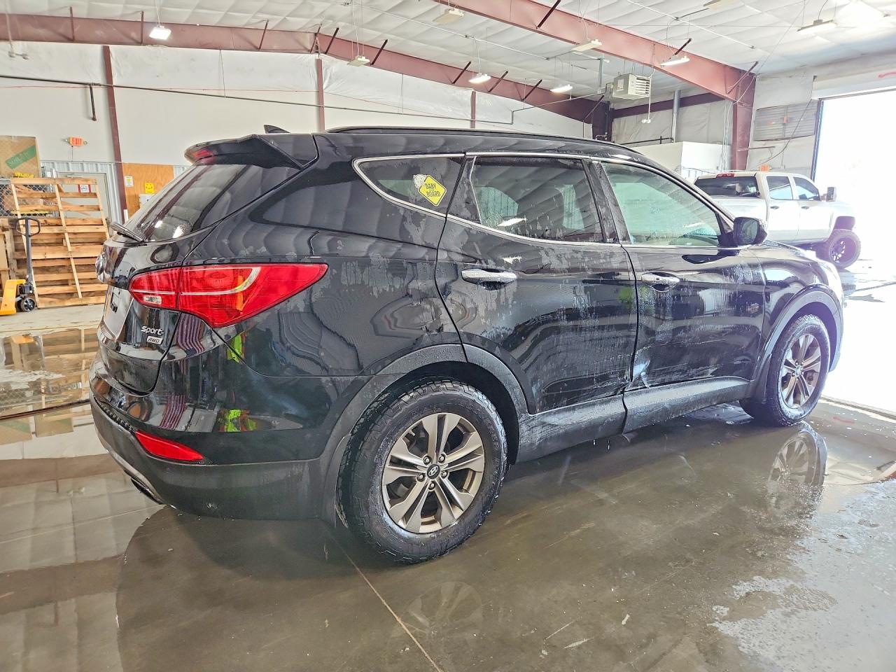 2015 Hyundai Santa Fe Sport 2.4l Black vin: 5XYZUDLBXFG247772