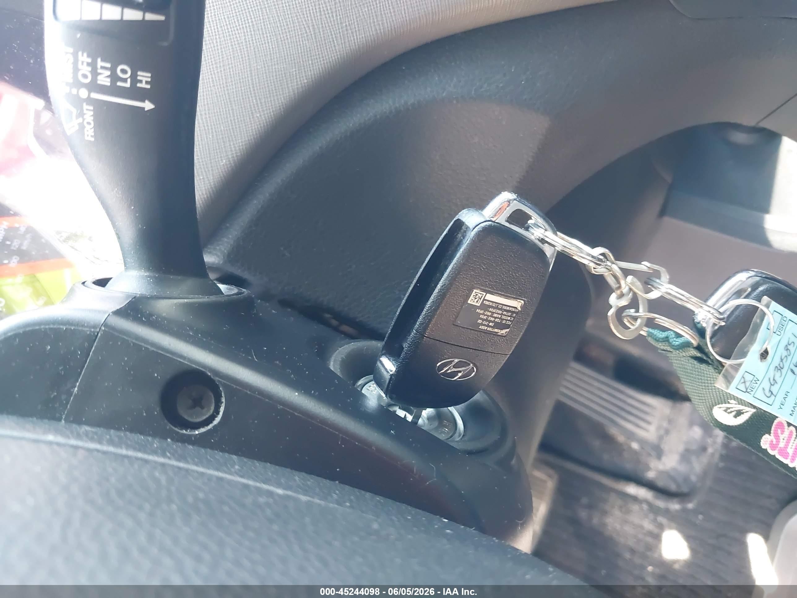 2016 Hyundai Santa Fe Sport 2.4l Black vin: 5XYZUDLBXGG305851