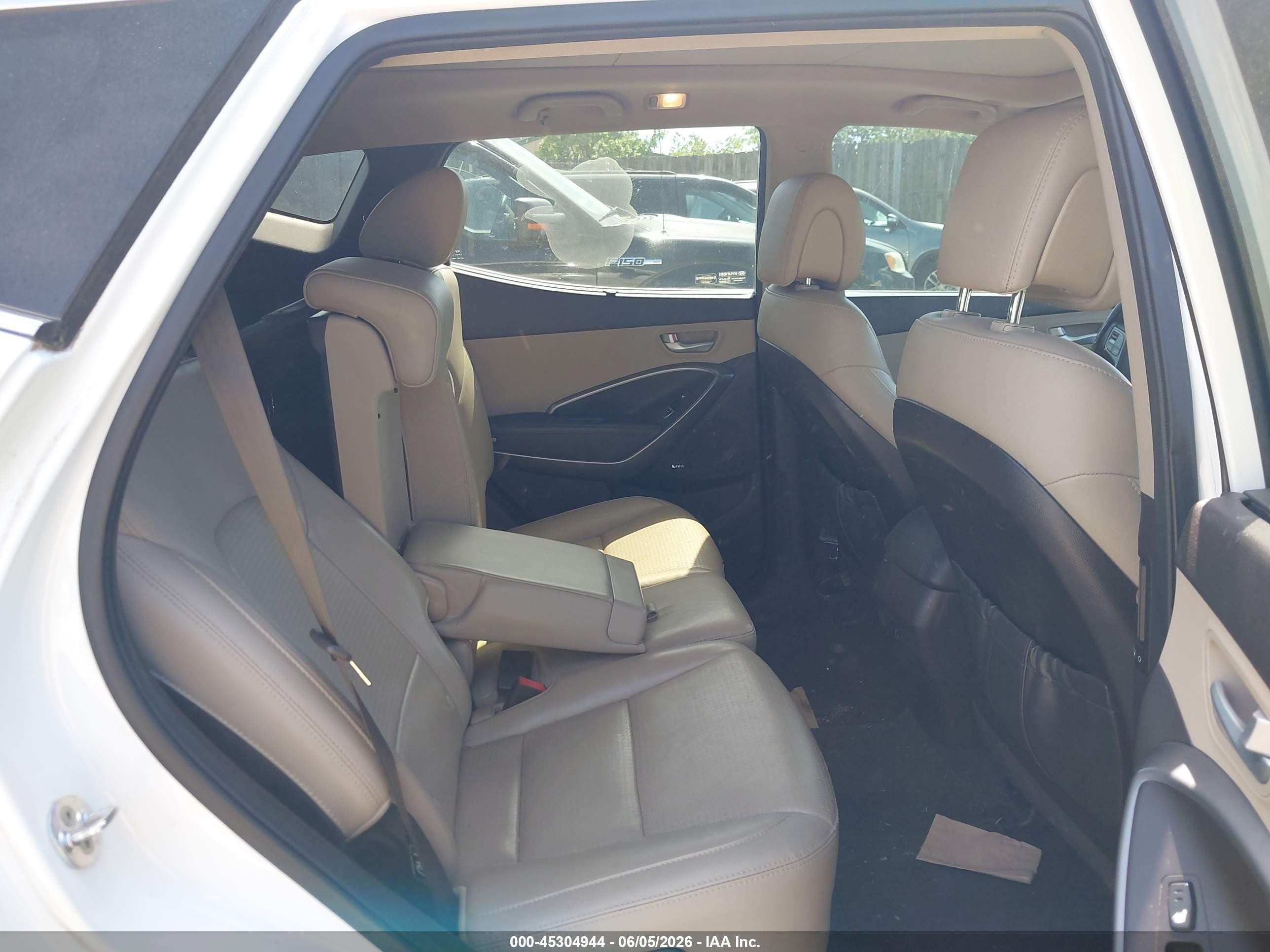 2014 Hyundai Santa Fe Sport 2.0l Turbo Белый vin: 5XYZW3LA1EG212919