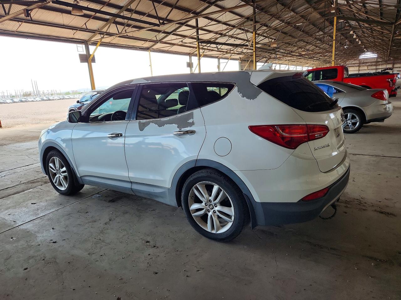 2013 Hyundai Santa Fe Sport 2.0t White vin: 5XYZW3LA2DG105344