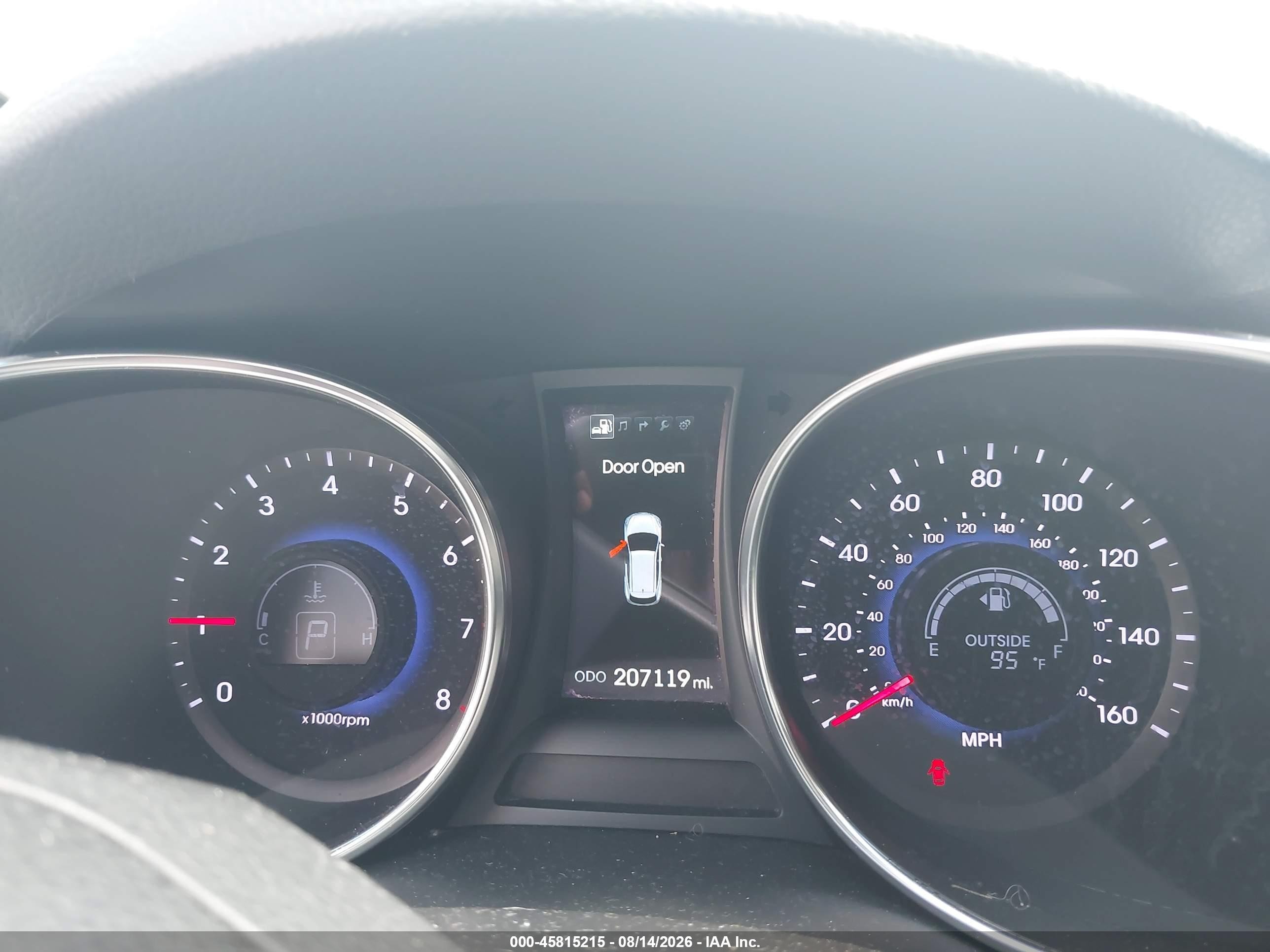 2013 Hyundai Santa Fe Sport 2.0t White vin: 5XYZW3LA4DG069348