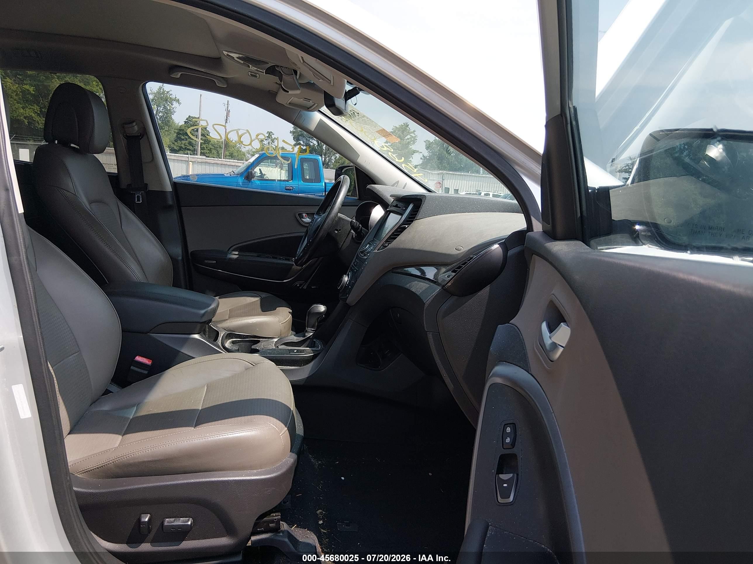2013 Hyundai Santa Fe Sport 2.0t Silver vin: 5XYZW3LA7DG062832
