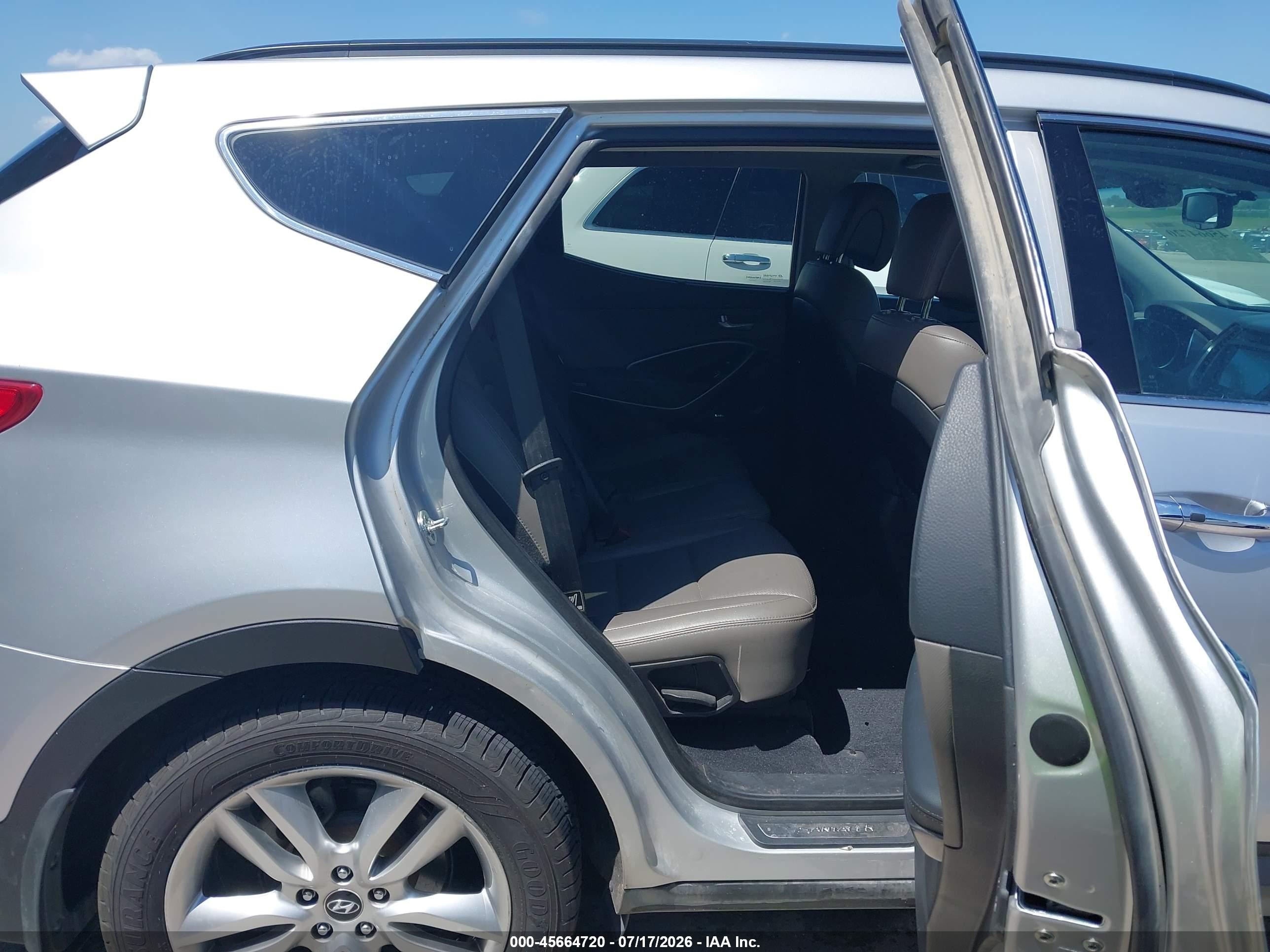 2014 Hyundai Santa Fe Sport 2.0l Turbo Серебряный vin: 5XYZW3LA8EG204798