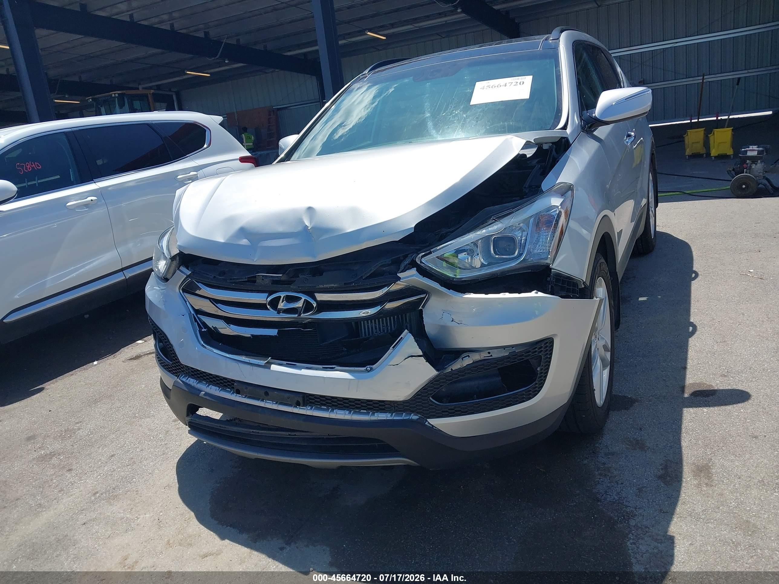 2014 Hyundai Santa Fe Sport 2.0l Turbo Серебряный vin: 5XYZW3LA8EG204798