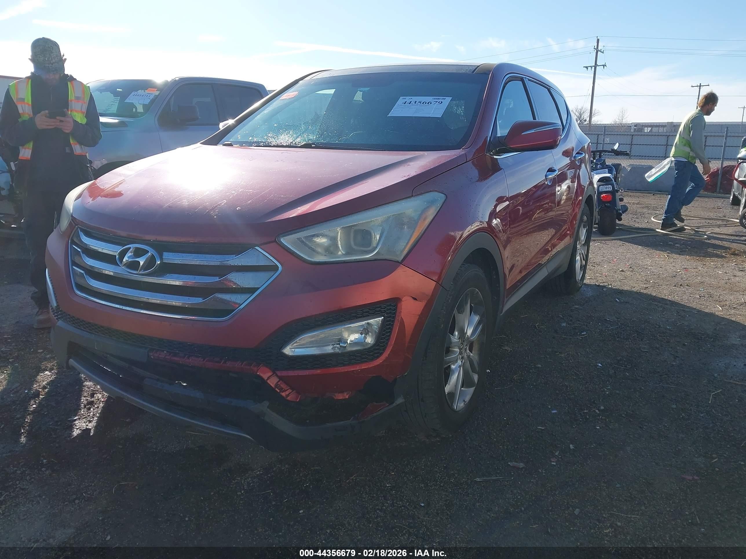2013 Hyundai Santa Fe Sport 2.0t Red vin: 5XYZW3LA9DG004723