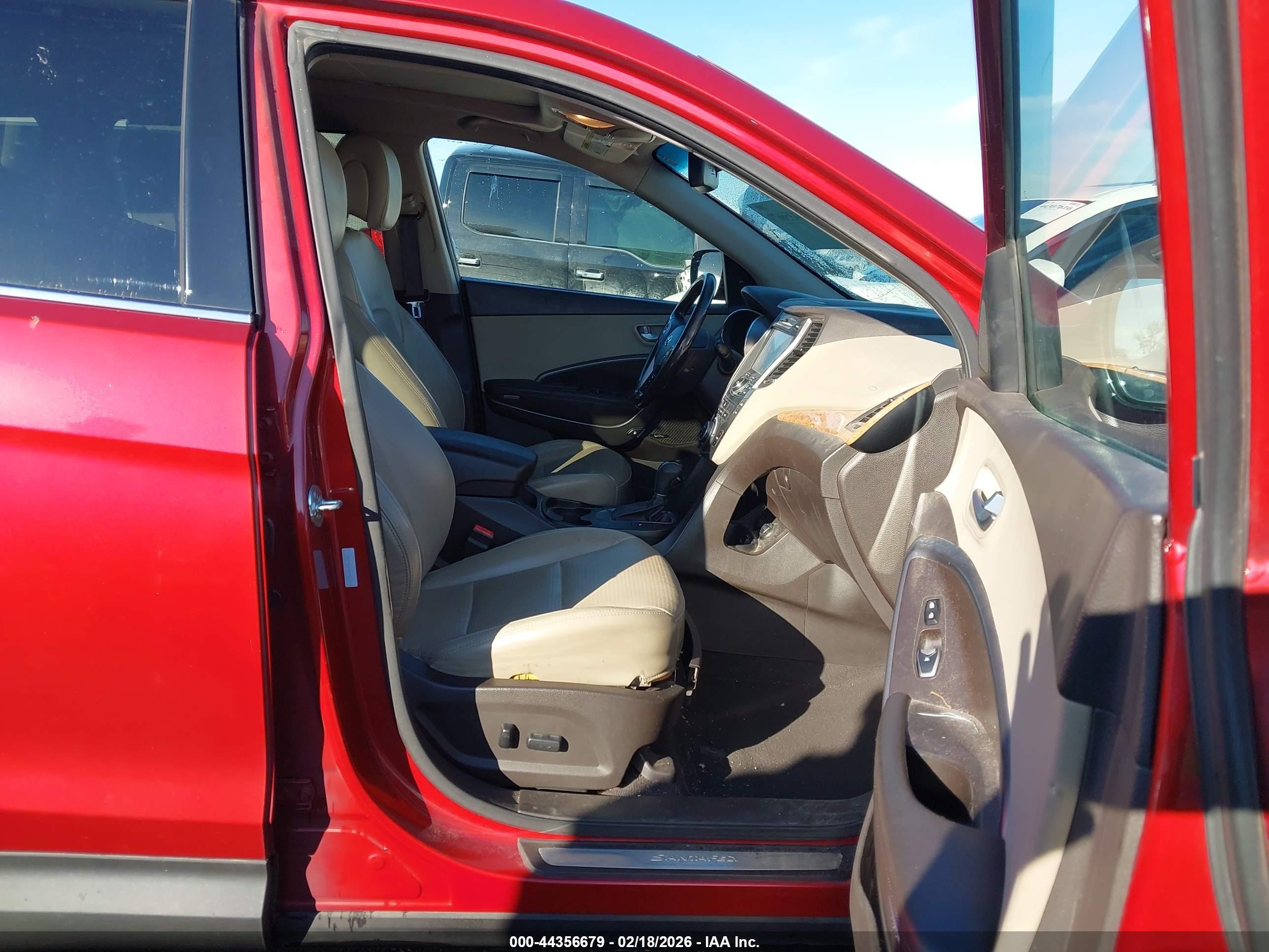 2013 Hyundai Santa Fe Sport 2.0t Red vin: 5XYZW3LA9DG004723
