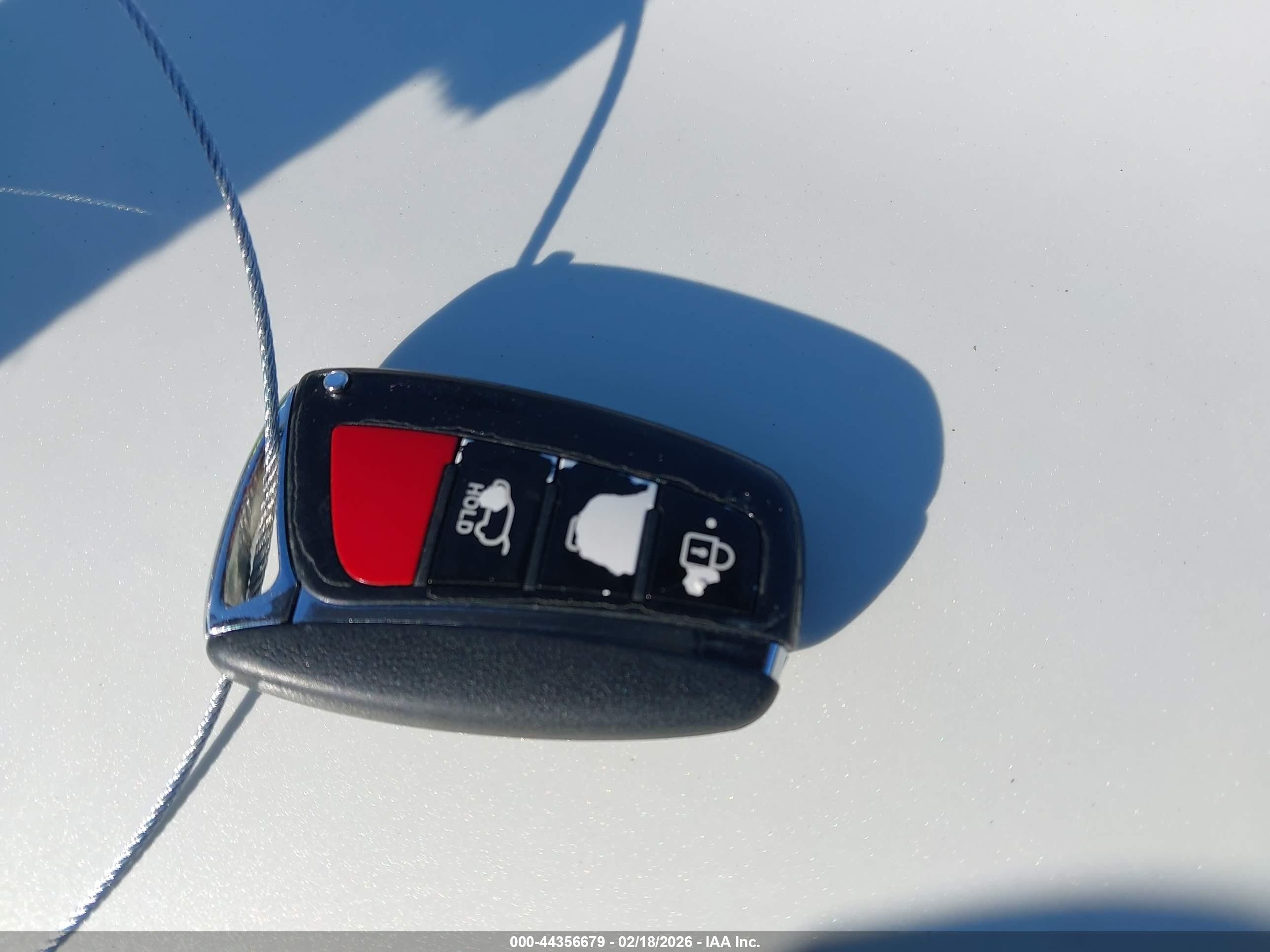 2013 Hyundai Santa Fe Sport 2.0t Red vin: 5XYZW3LA9DG004723