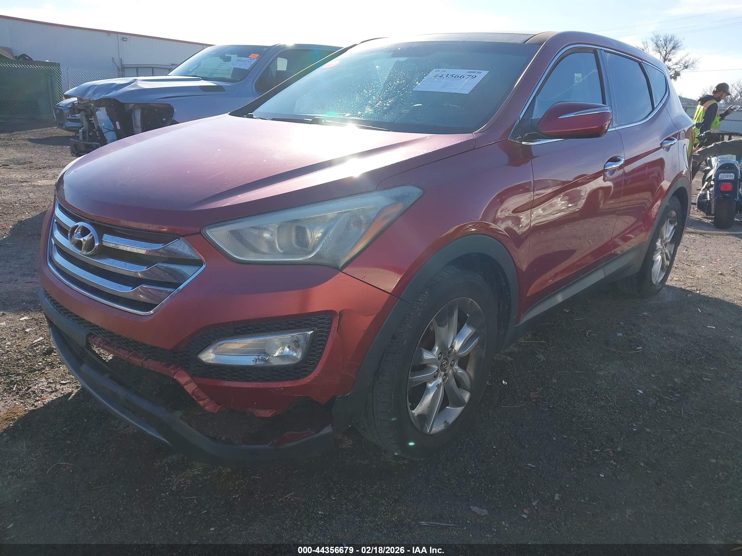 2013 Hyundai Santa Fe Sport 2.0t Red vin: 5XYZW3LA9DG004723