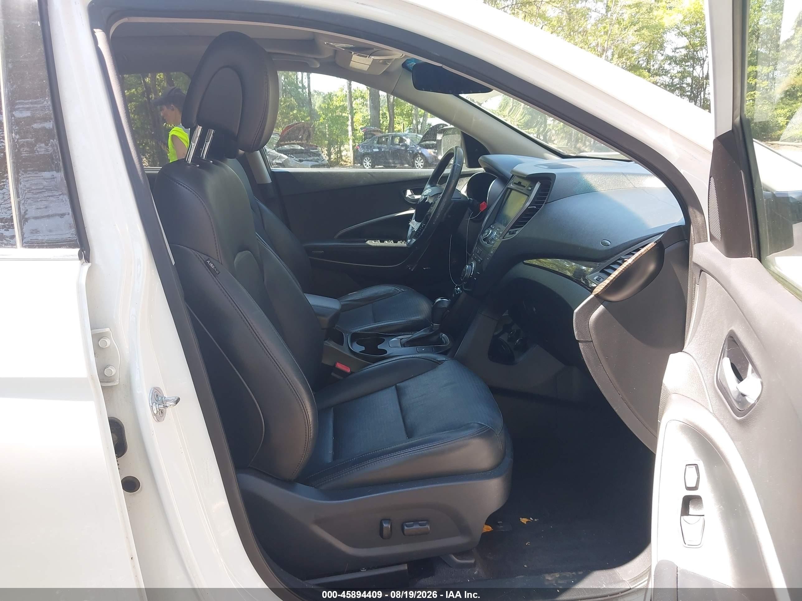 2013 Hyundai Santa Fe Sport 2.0t Белый vin: 5XYZW3LAXDG093086