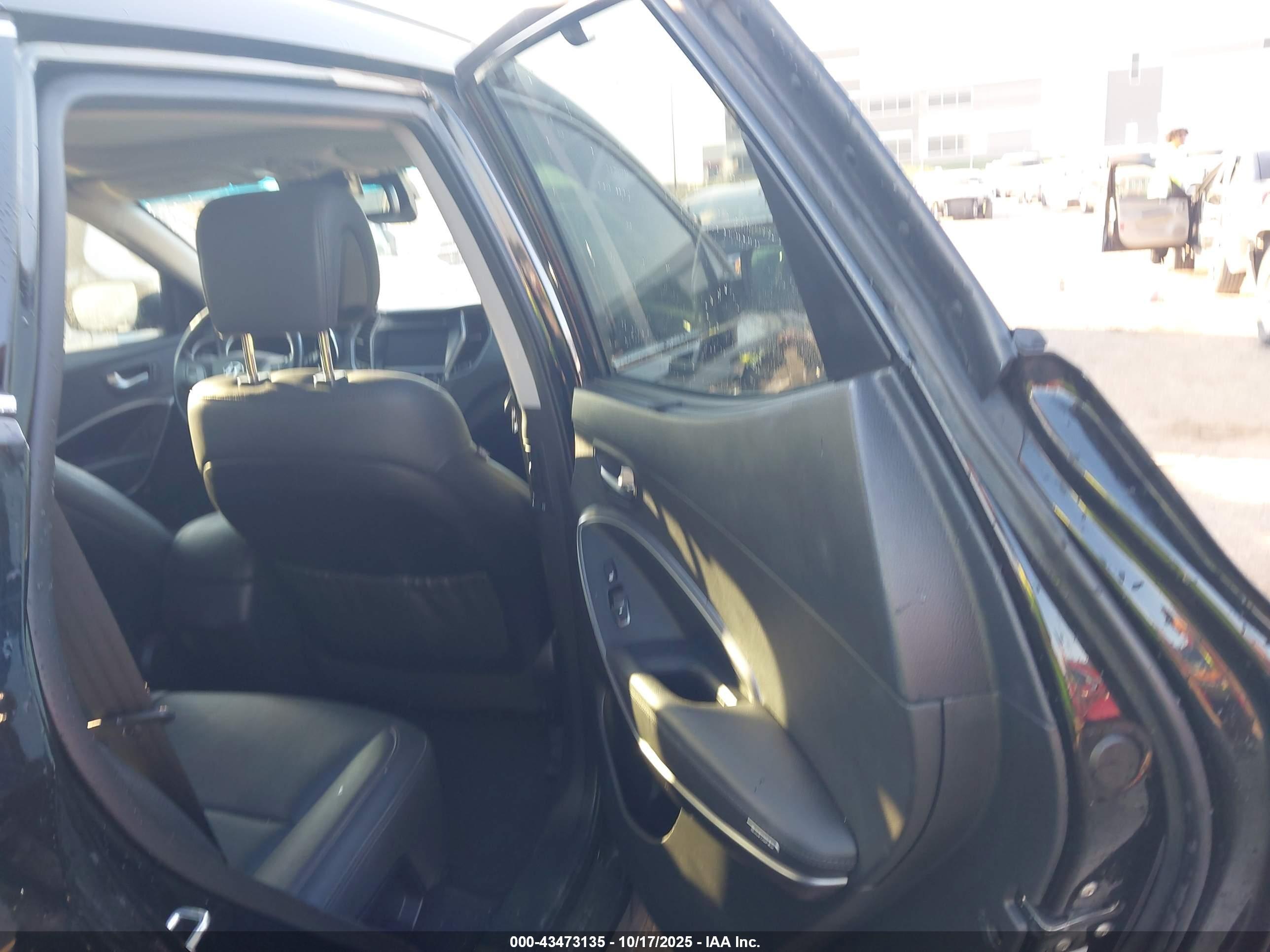 2018 Hyundai Santa Fe Sport 2.0t Ultimate Черный vin: 5XYZW4LA1JG534802