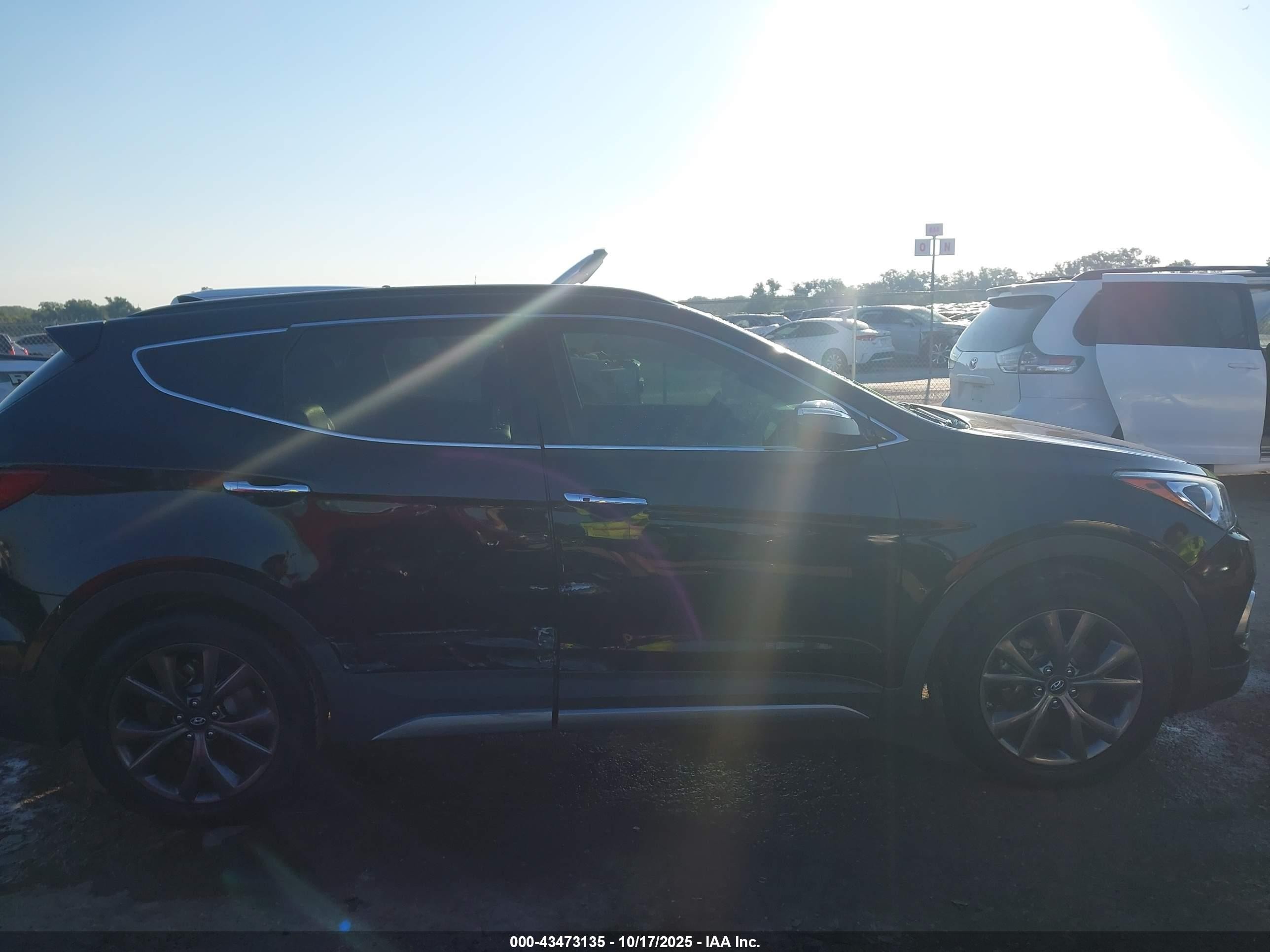 2018 Hyundai Santa Fe Sport 2.0t Ultimate Черный vin: 5XYZW4LA1JG534802