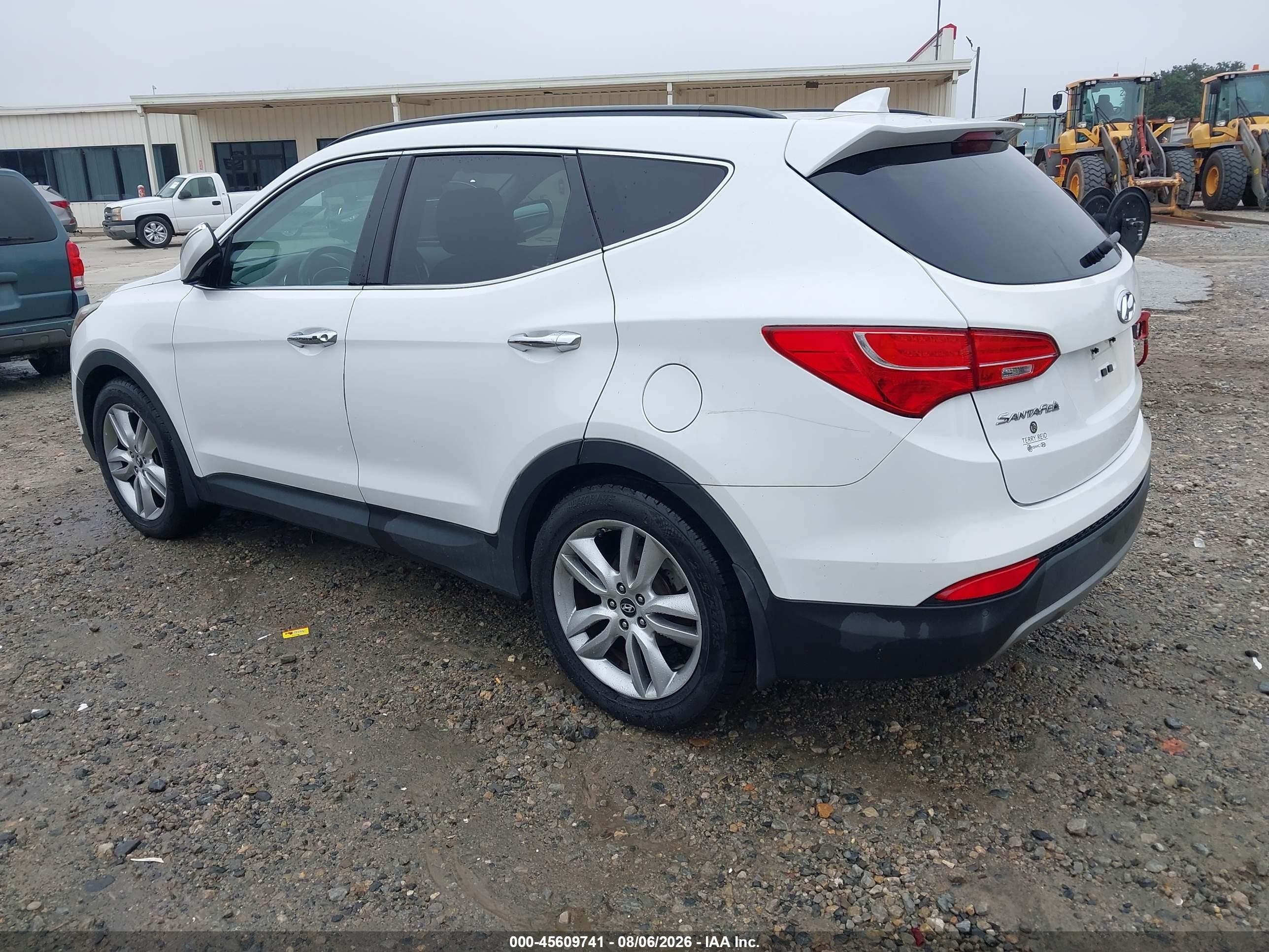 2015 Hyundai Santa Fe Sport 2.0l Turbo Белый vin: 5XYZW4LA2FG234869