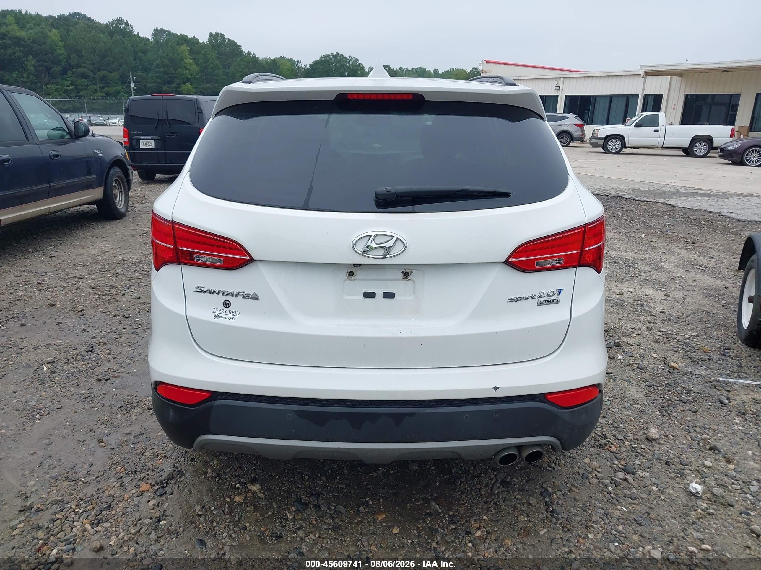 2015 Hyundai Santa Fe Sport 2.0l Turbo Белый vin: 5XYZW4LA2FG234869
