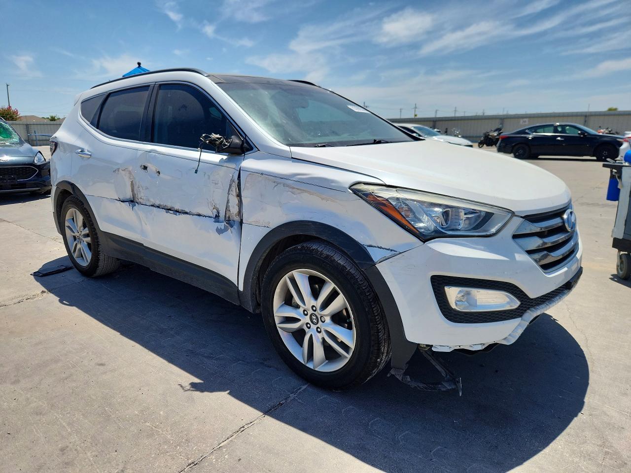 2015 Hyundai Santa Fe Sport 2.0t White vin: 5XYZW4LA2FG280881