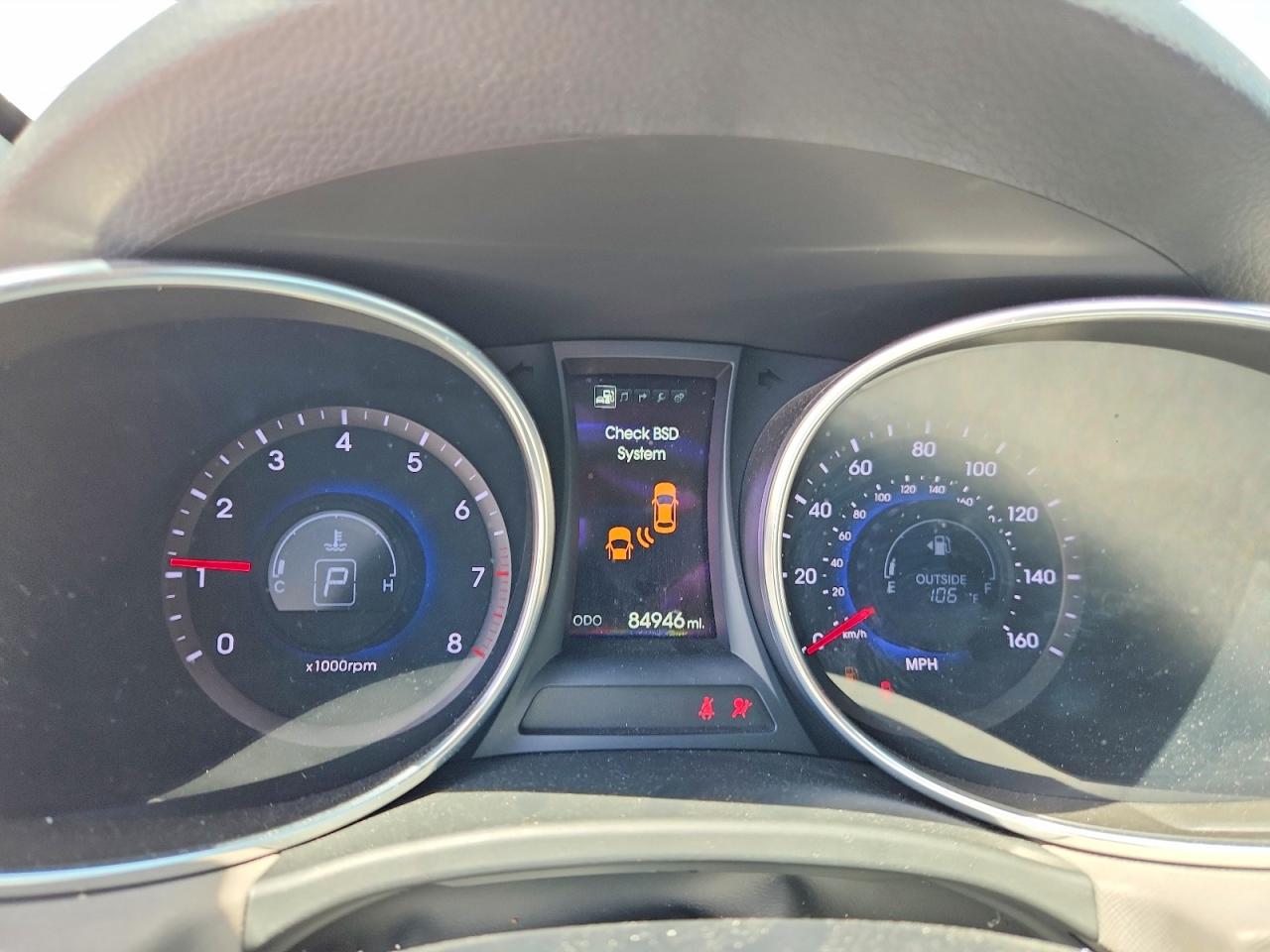 2015 Hyundai Santa Fe Sport 2.0t White vin: 5XYZW4LA2FG280881