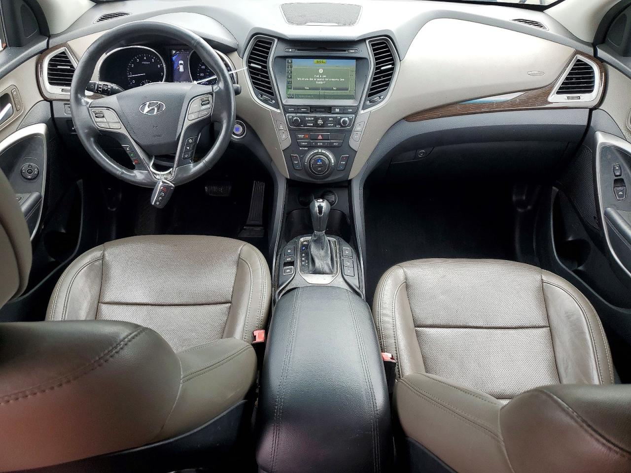 2017 Hyundai Santa Fe Sport 2.0t Ultimate Желто-коричневый vin: 5XYZW4LA2HG430524