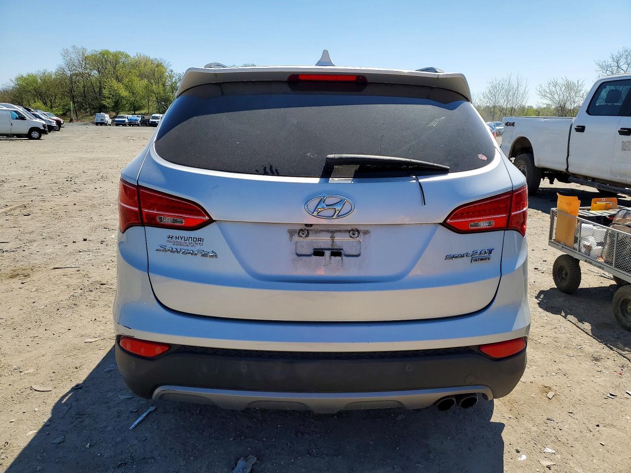 2015 Hyundai Santa Fe Sport 2.0t Silver vin: 5XYZW4LA3FG257299